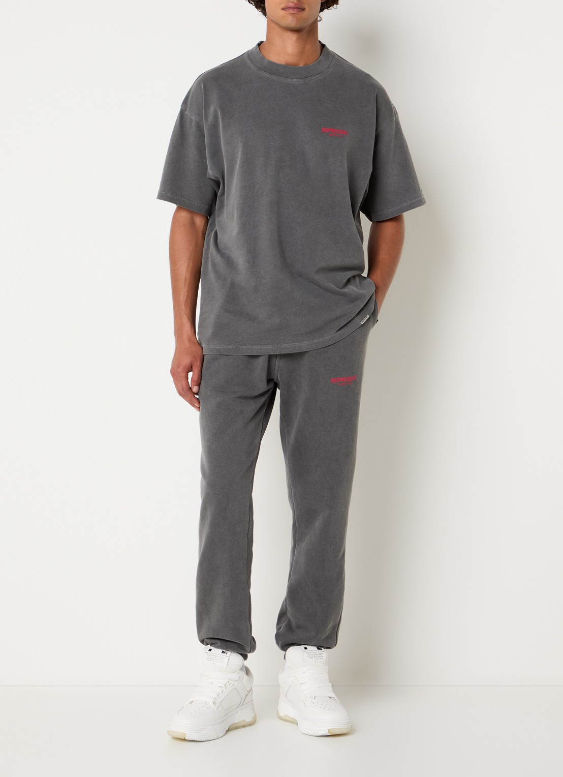 Represent Owners Club joggingbroek met steekzakken - voorkant 4 zwart