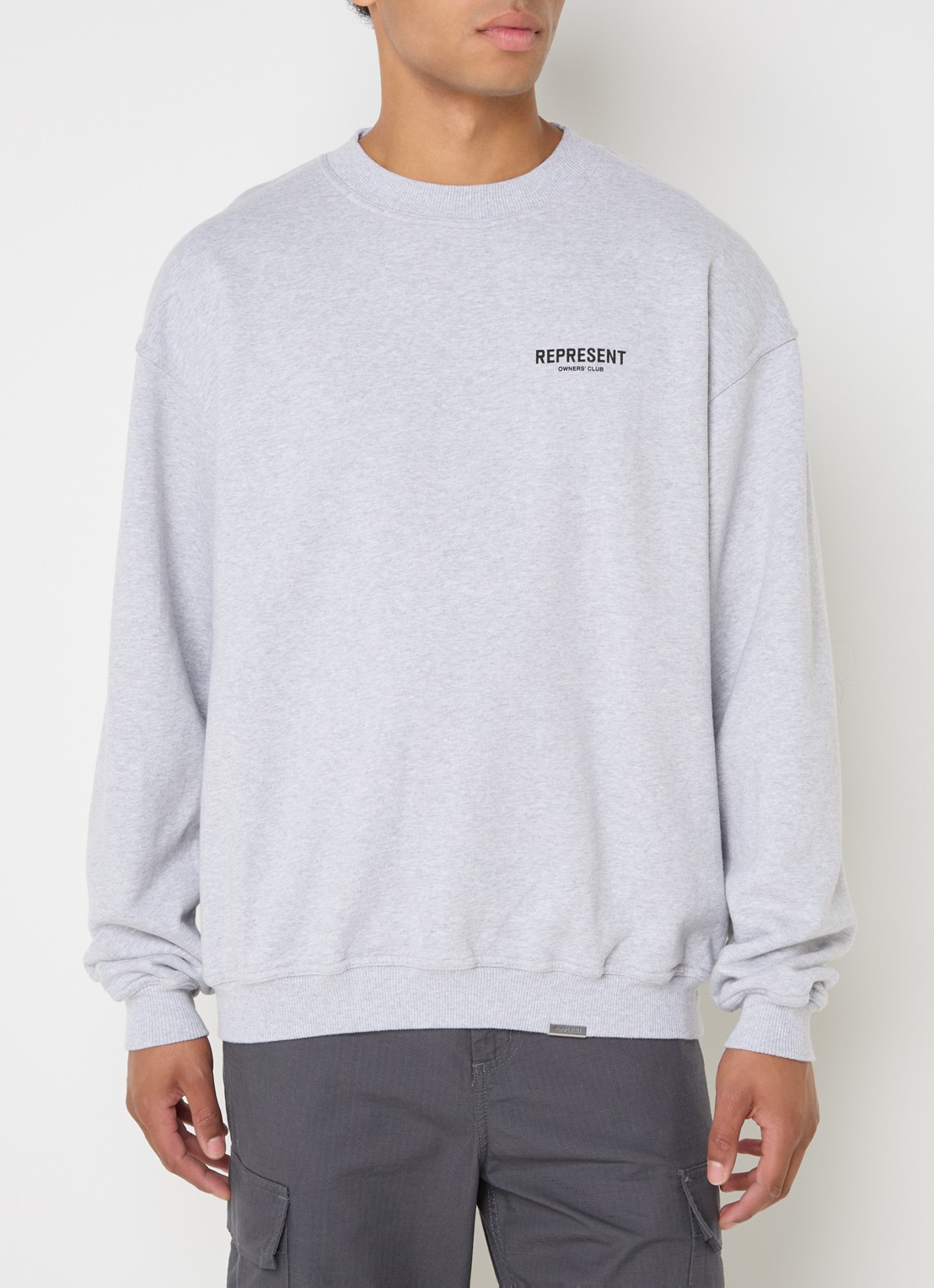 Represent Owners Club sweater met logo- en backprint - achterkant 3 grijsmele