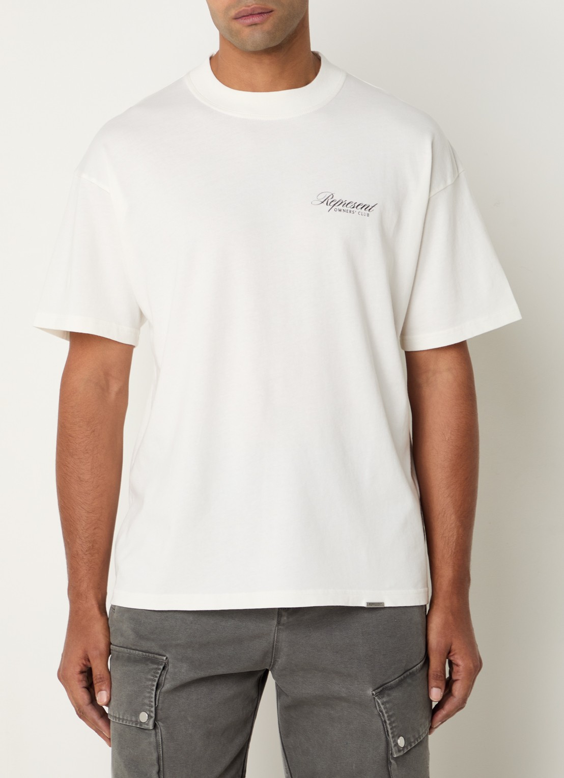 Represent Owners Club T-shirt met logo- en backprint - achterkant gebroken wit