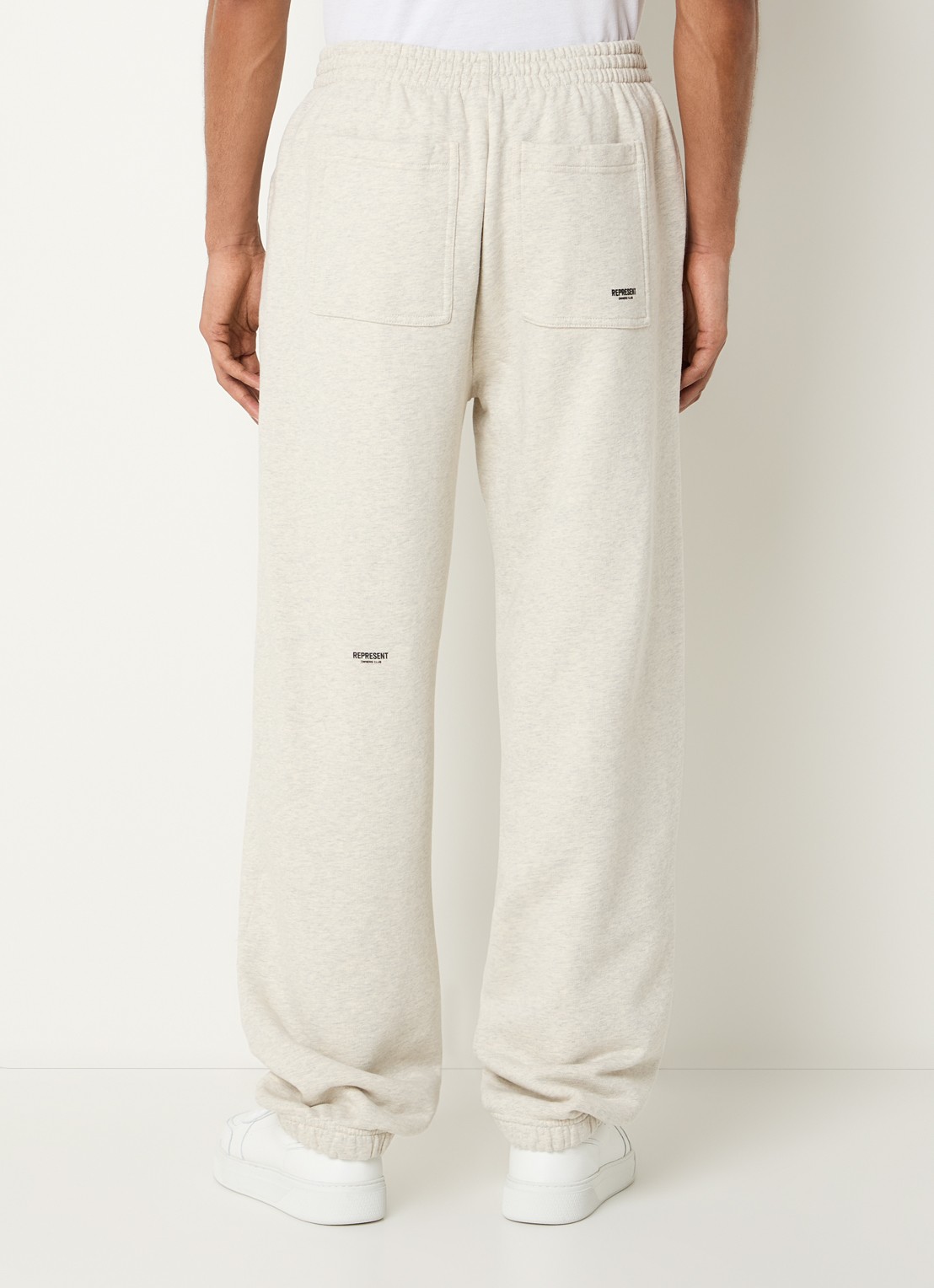 Represent Owners Club tapered fit broek met steekzakken - achterkant 5 zand