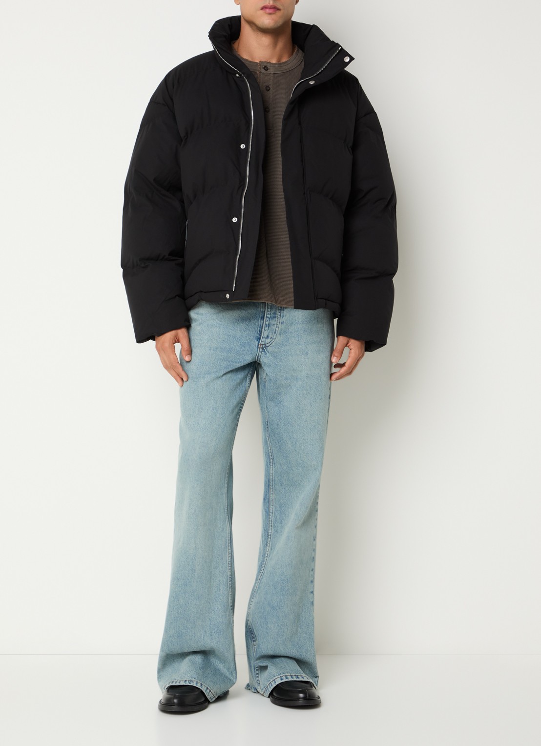 Represent Puffer jack met steekzakken - voorkant 4 zwart