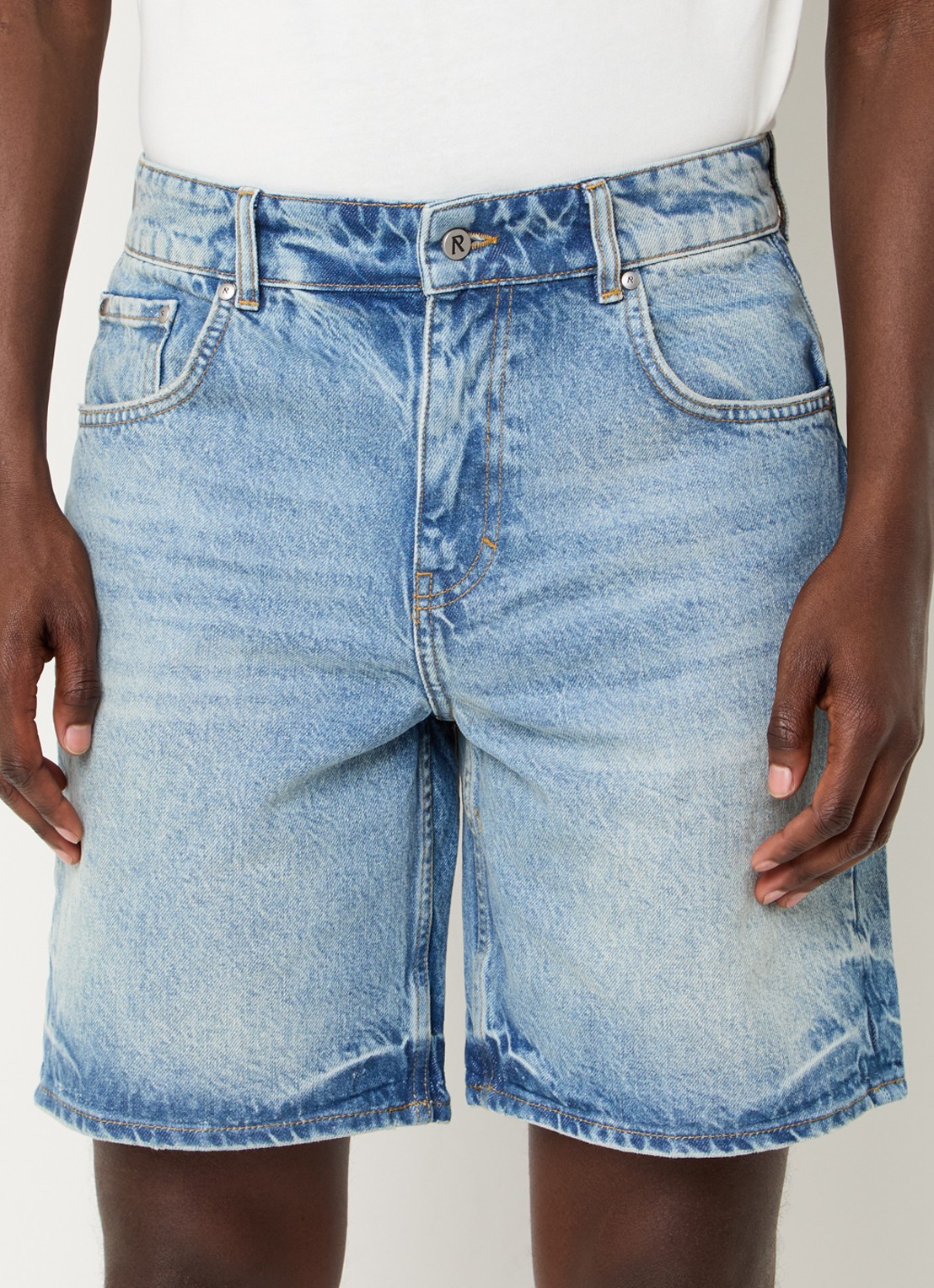 Represent Straight fit korte broek van denim met lichte wassing - detail indigo
