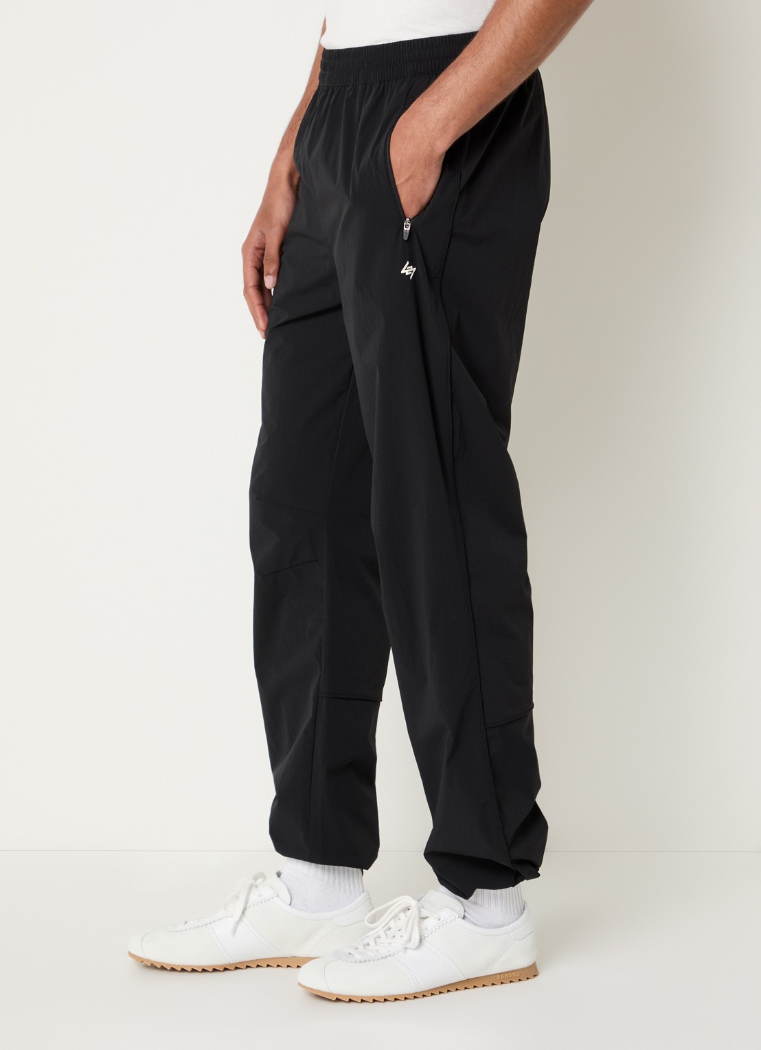 Represent Team 24/7  tapered fit trackpants met ritszakken - detail 2 zwart