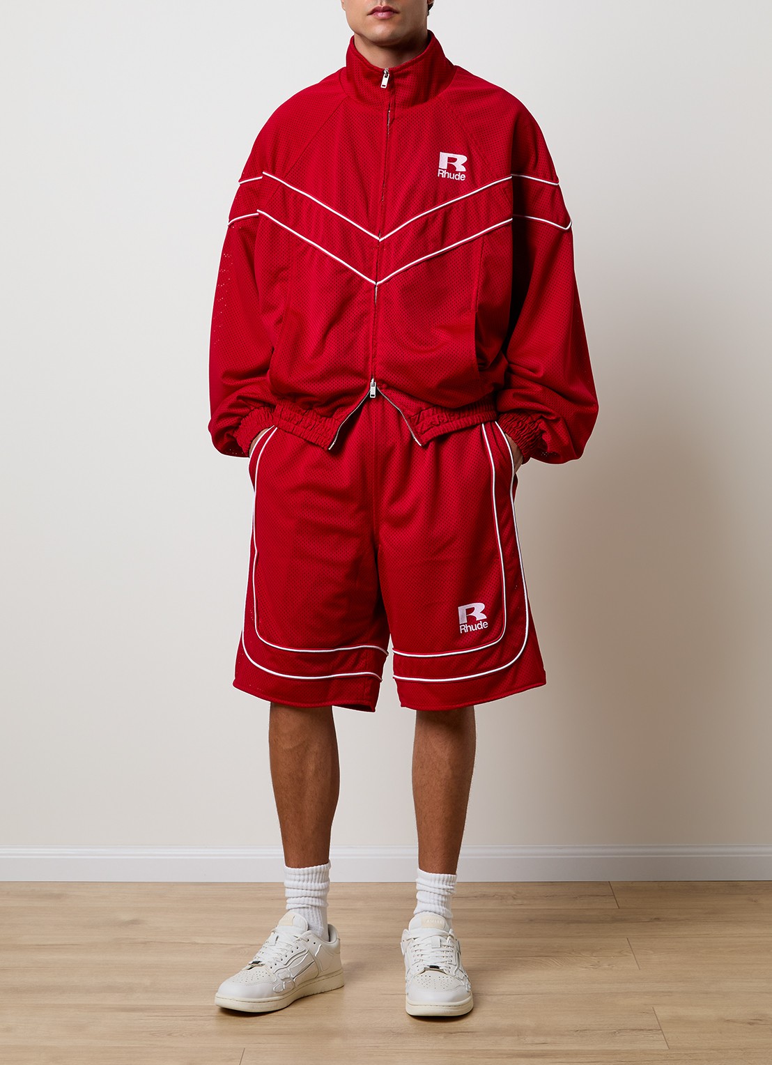 Rhude Jack met logo en opstaande kraag - voorkant 3 kersenrood