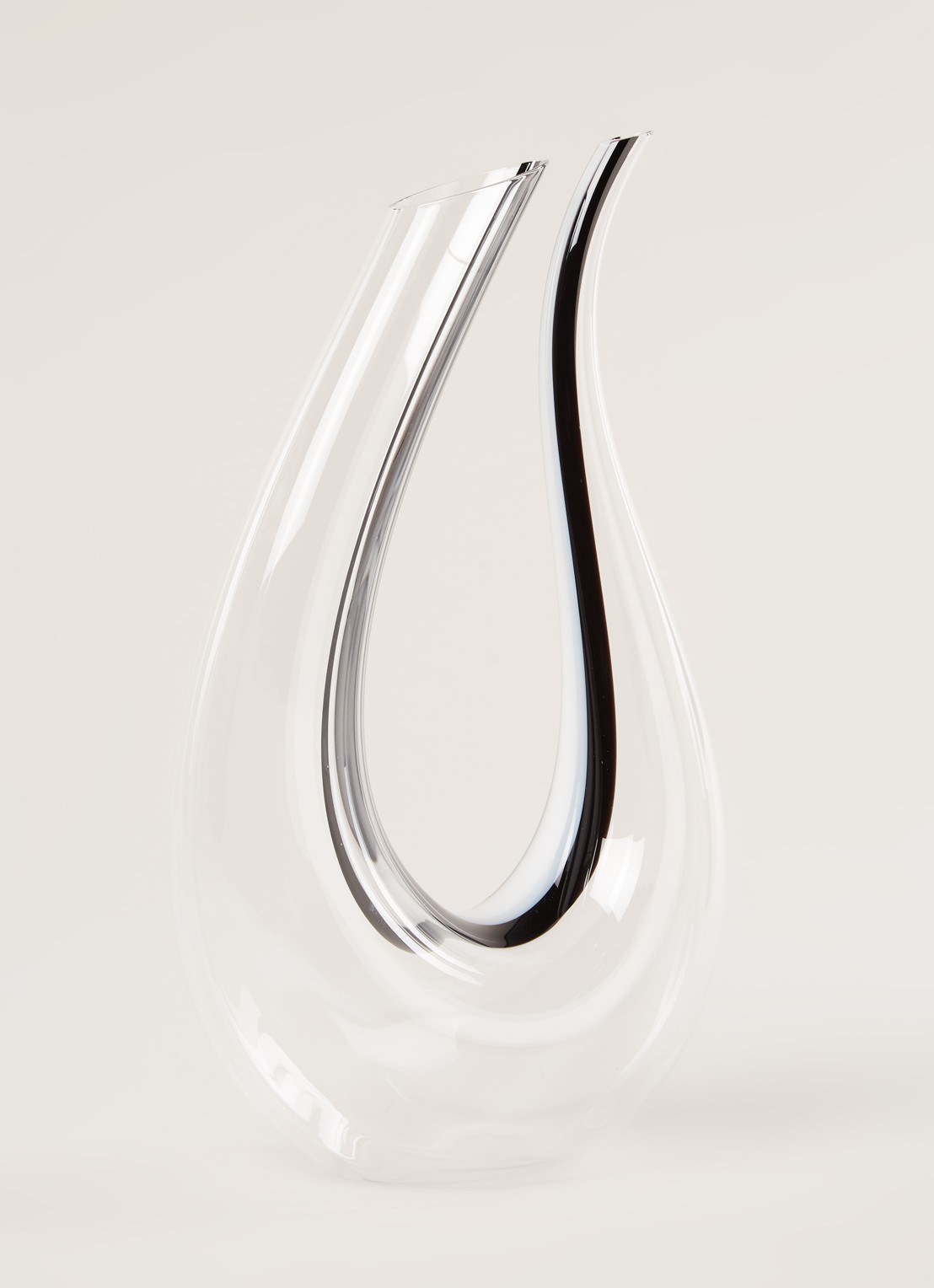 Riedel Amadeo Fatto A Mano decanteerkaraf 1,5 liter - voorkant 2 transparant