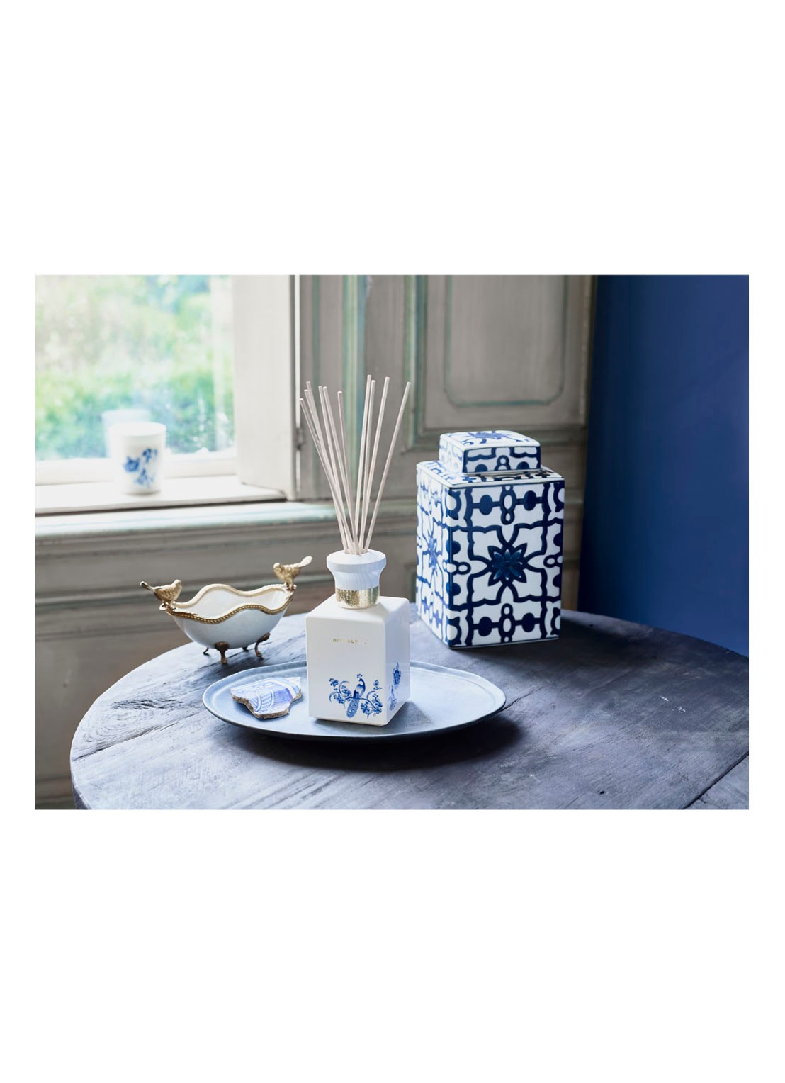 Rituals Amsterdam Collection Tulip & Japanese Yuzu Fragrance Sticks - geurstokjes - detail 4 wit