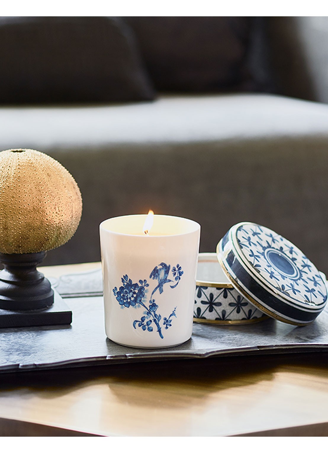 Rituals Amsterdam Collection Tulip & Japanese Yuzu - geurkaars - voorkant 6 wit