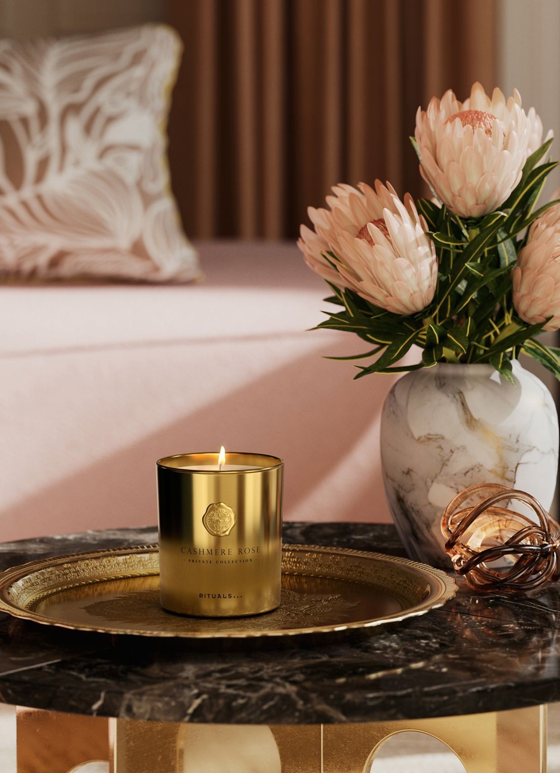 Rituals Cashmere Rose Scented Candle - geurkaars 360 gram - detail undefined
