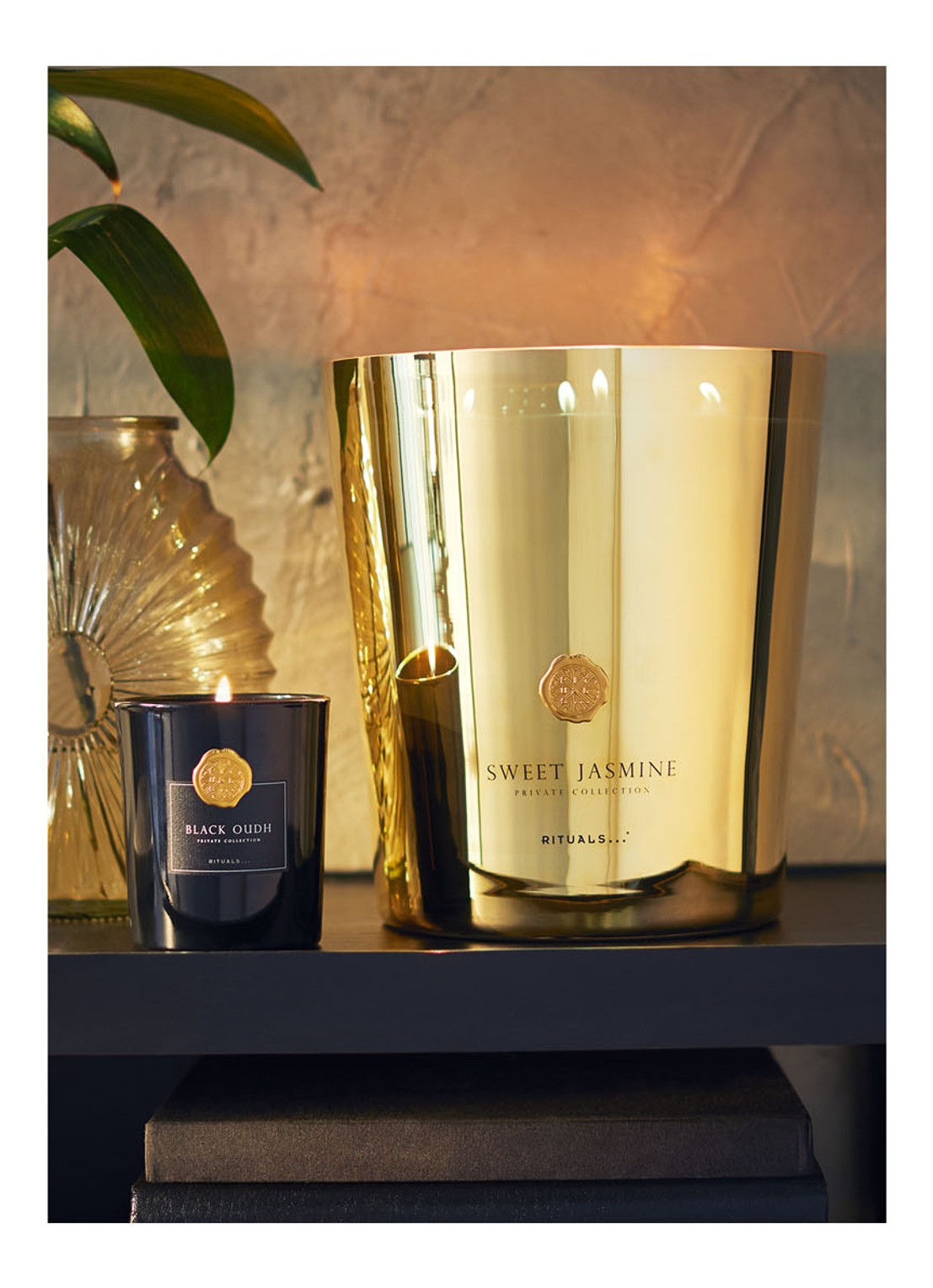 Rituals Sweet Jasmine XXXL geurkaars 6000 gram - detail 5 goud