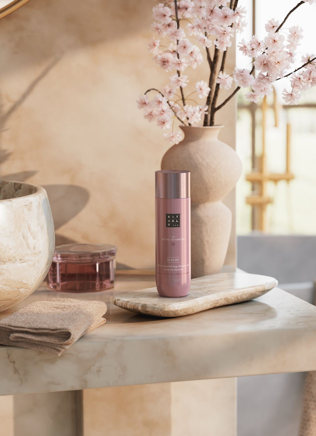 Rituals The Ritual of Sakura Shower Oil -  badolie - detail 4 beige