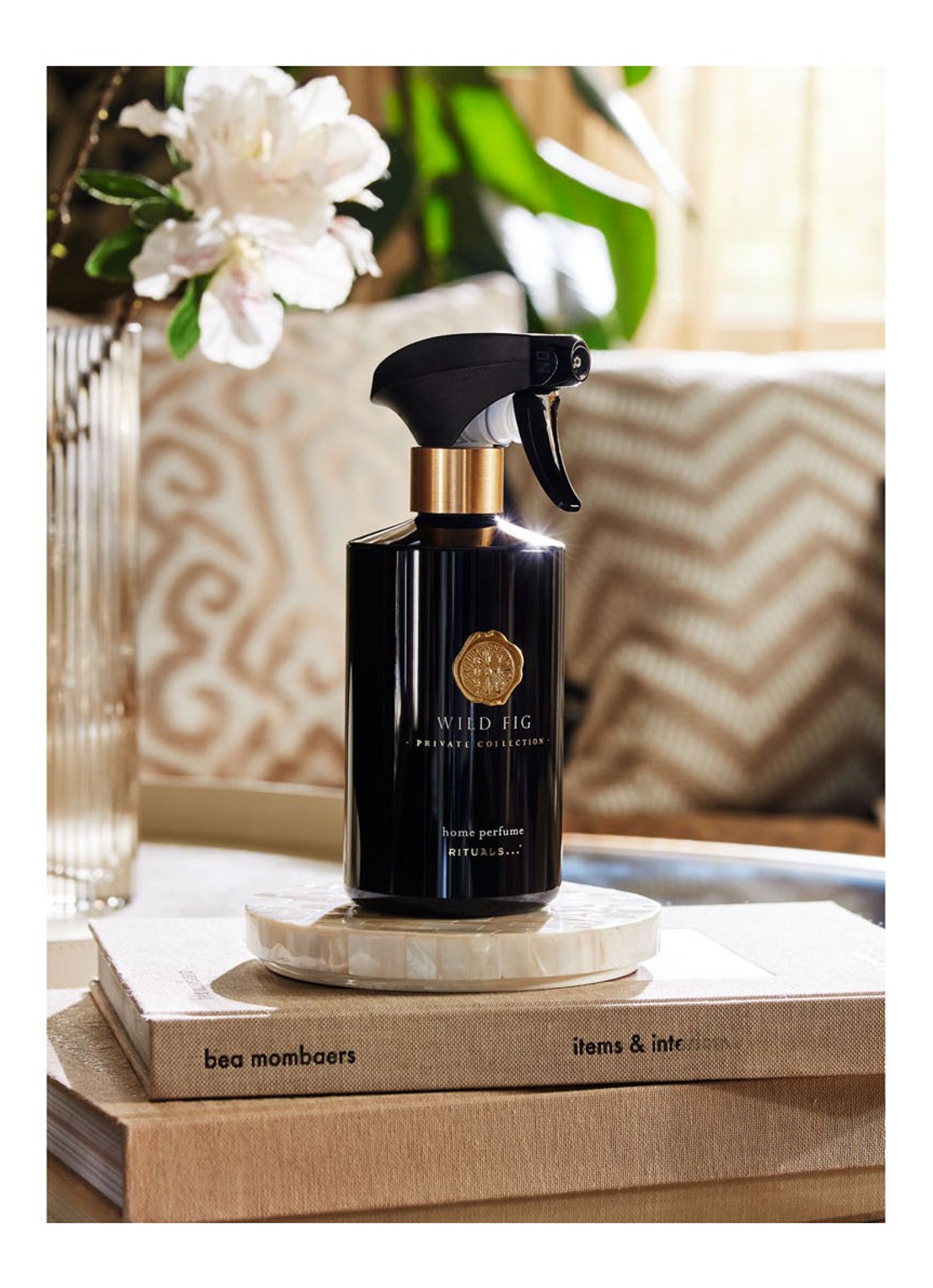 Rituals Wild Fig Parfum d'Interieur - huisparfum 500 ml - detail 4 zwart