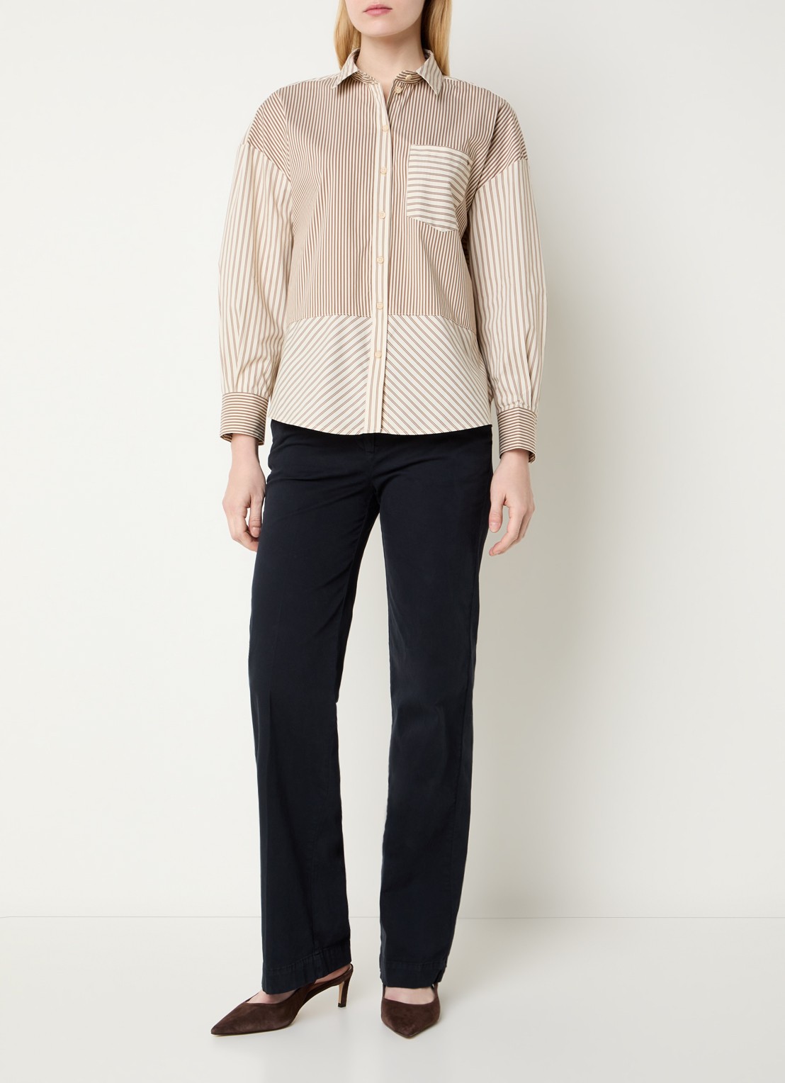 River Woods Blouse met streepprint - voorkant 3 hazelnootbruin