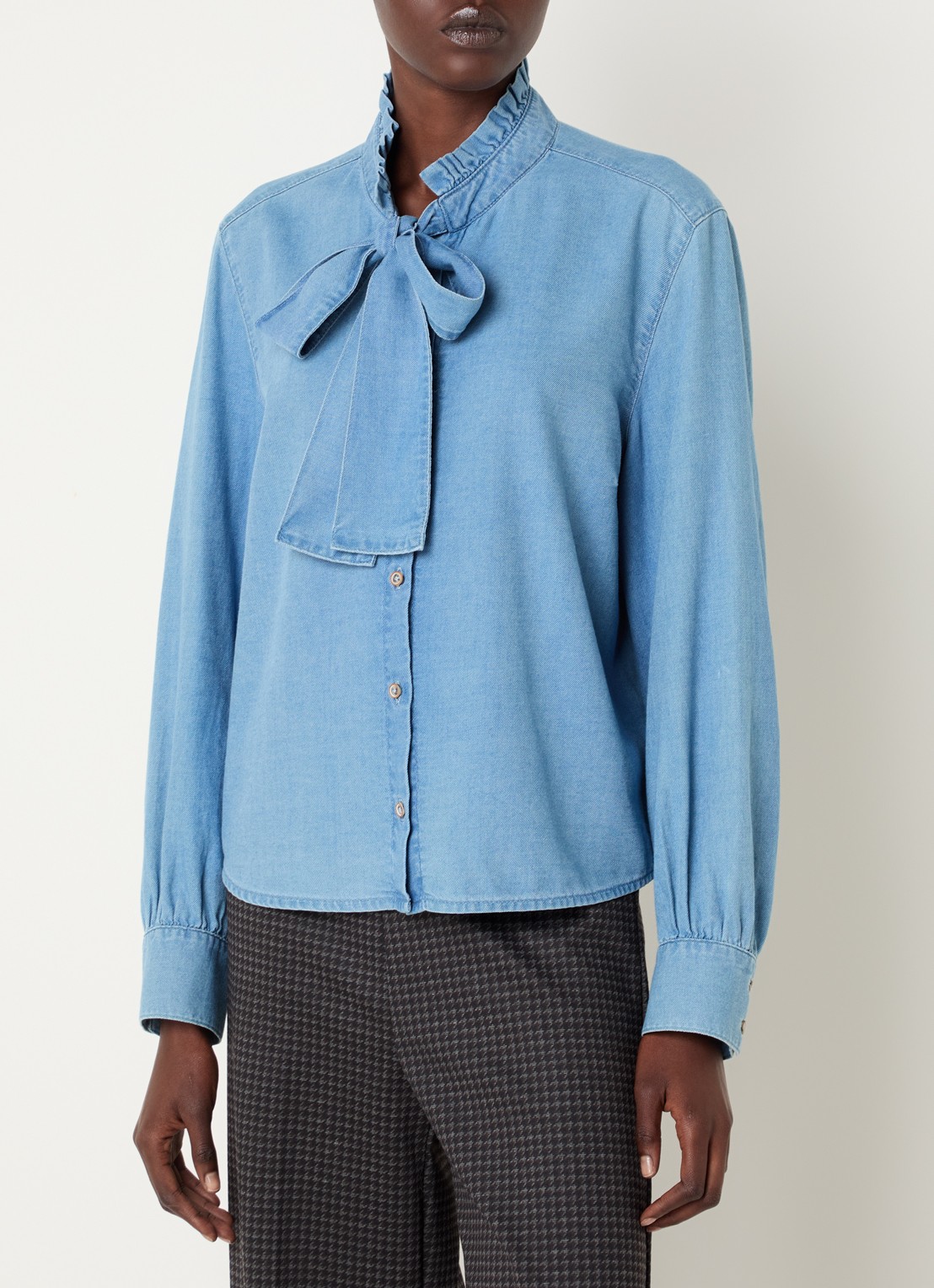 River Woods Blouse van chambray - detail lichtblauw