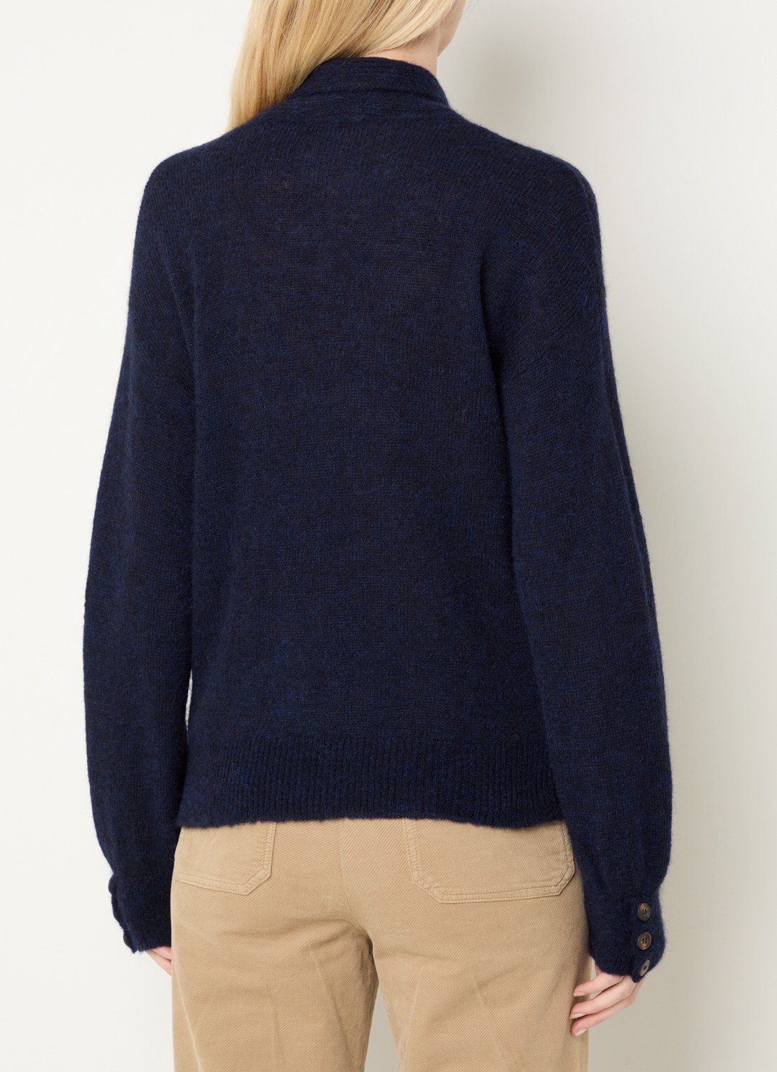River Woods Fijngebreide trui in alpaca wolblend met sjaalkraag - achterkant 3 blauw