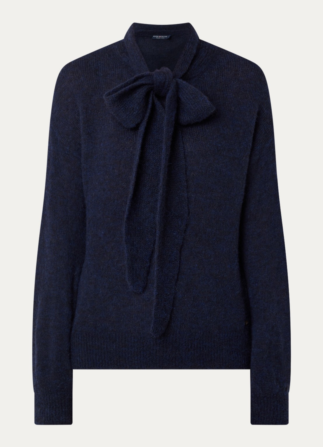 River Woods Fijngebreide trui in alpaca wolblend met sjaalkraag - voorkant blauw
