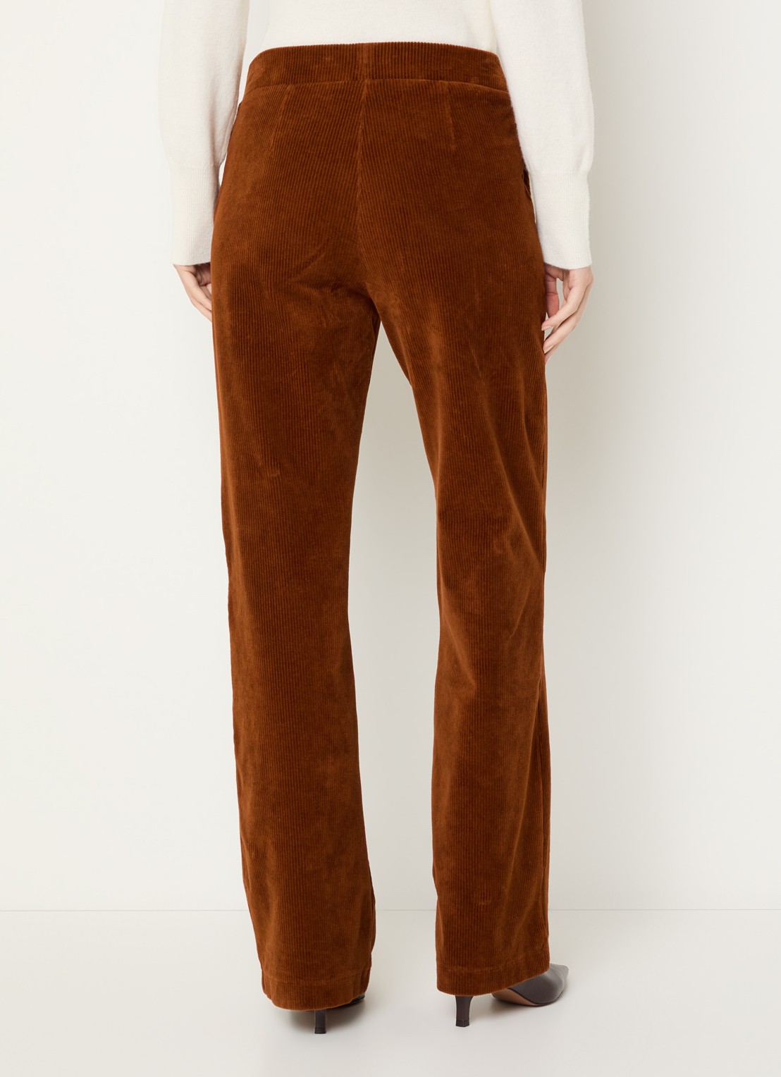 River Woods High waist loose fit broek met steekzakken - achterkant 4 roestbruin
