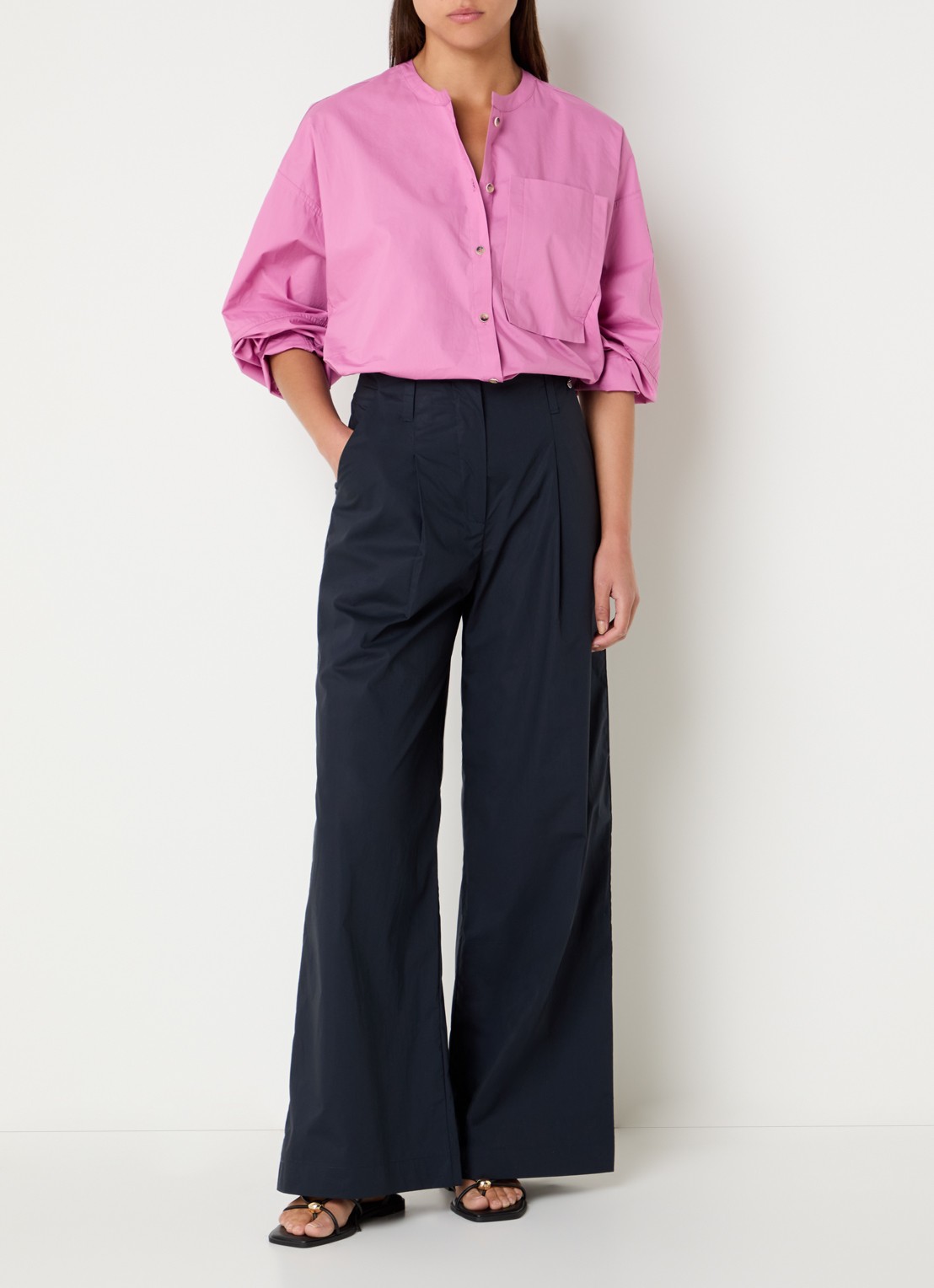River Woods High waist straight leg pantalon met steekzakken - voorkant 2 donkerblauw