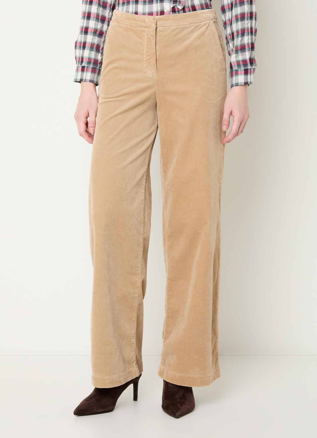 River Woods High waist wide fit broek van corduroy met steekzakken - detail 2 zand