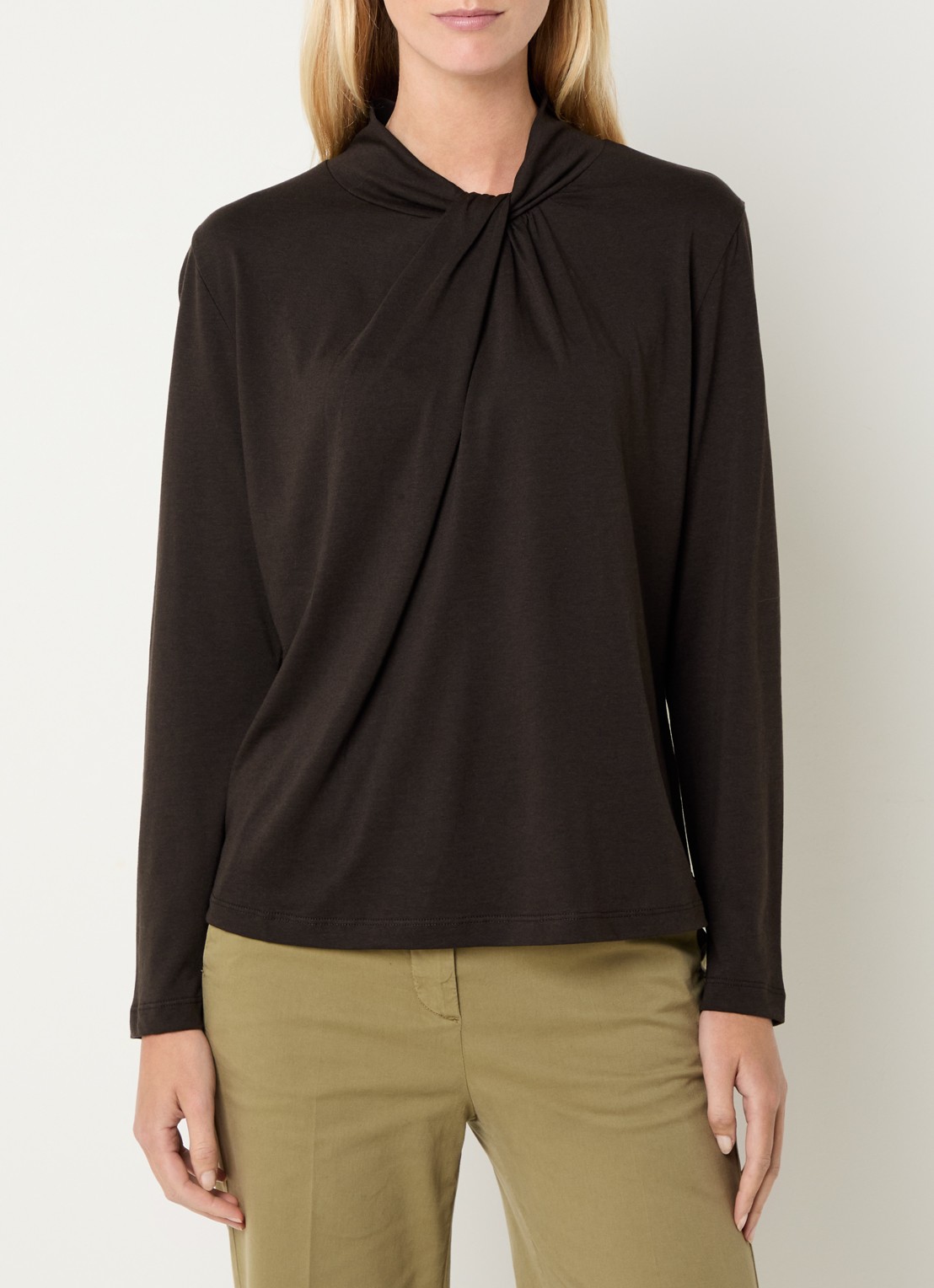 River Woods Longsleeve met sjaalkraag - detail donkerbruin