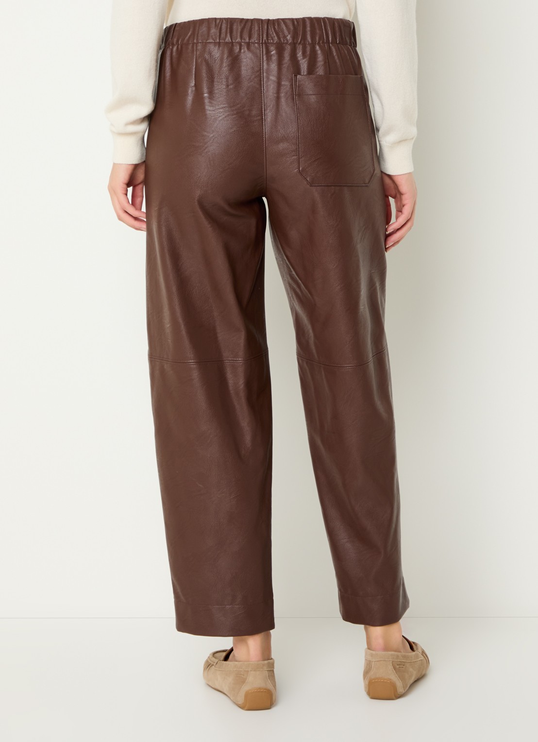 River Woods Mid waist straight fit broek van imitatieleer - achterkant bruin