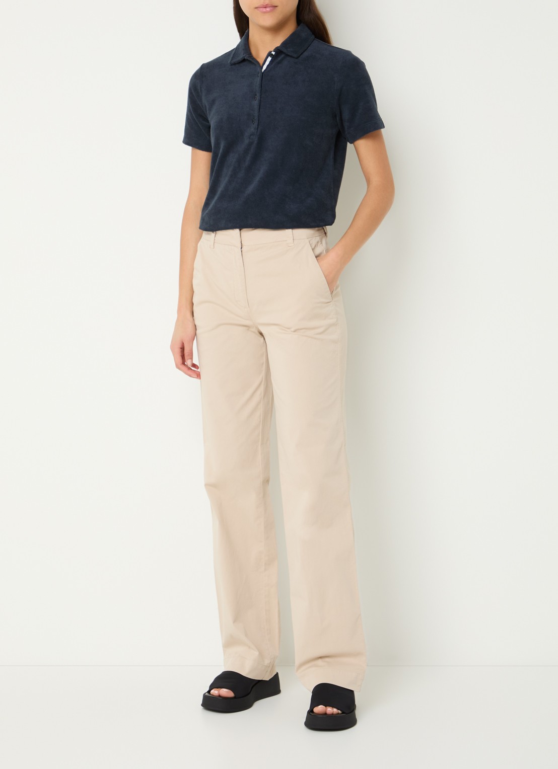 River Woods Mid waist straight fit chino met steekzakken  - voorkant 3 zand