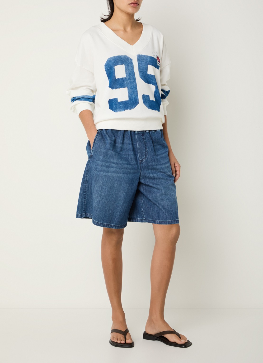 River Woods Sweater met print en V-hals - voorkant 3 wit