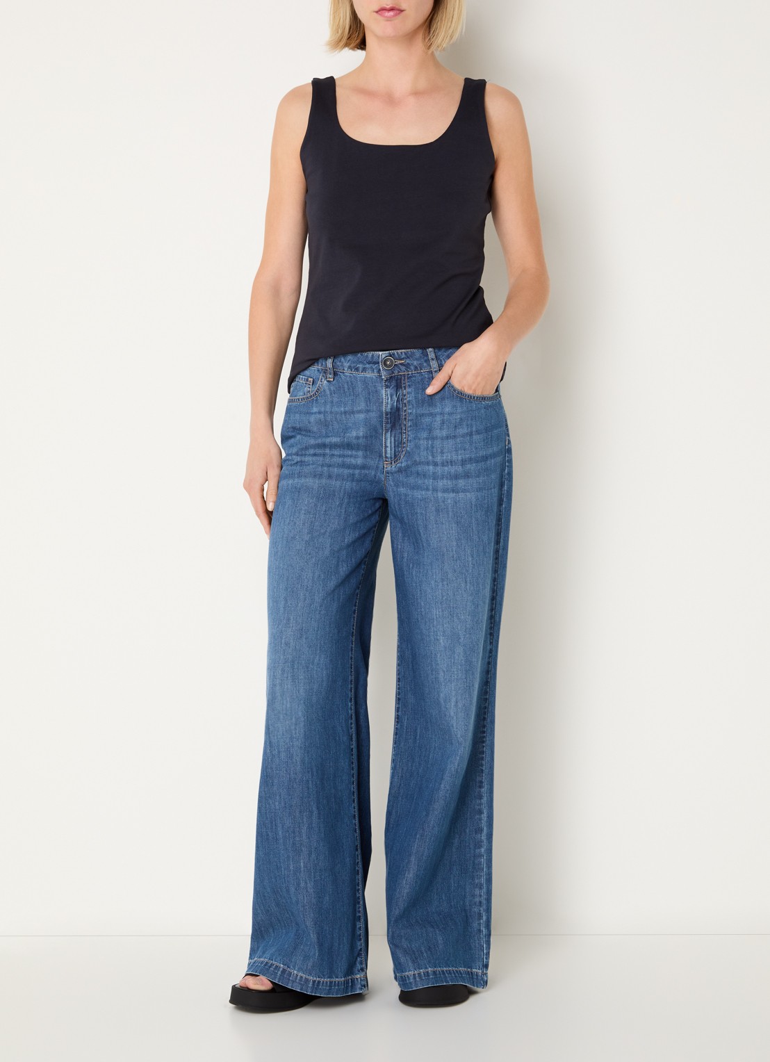 River Woods Tanktop met ronde hals - voorkant 4 donkerblauw