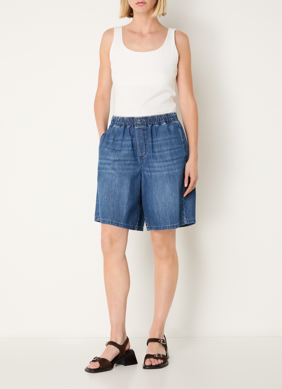 River Woods Tanktop met ronde hals - voorkant 2 gebroken wit
