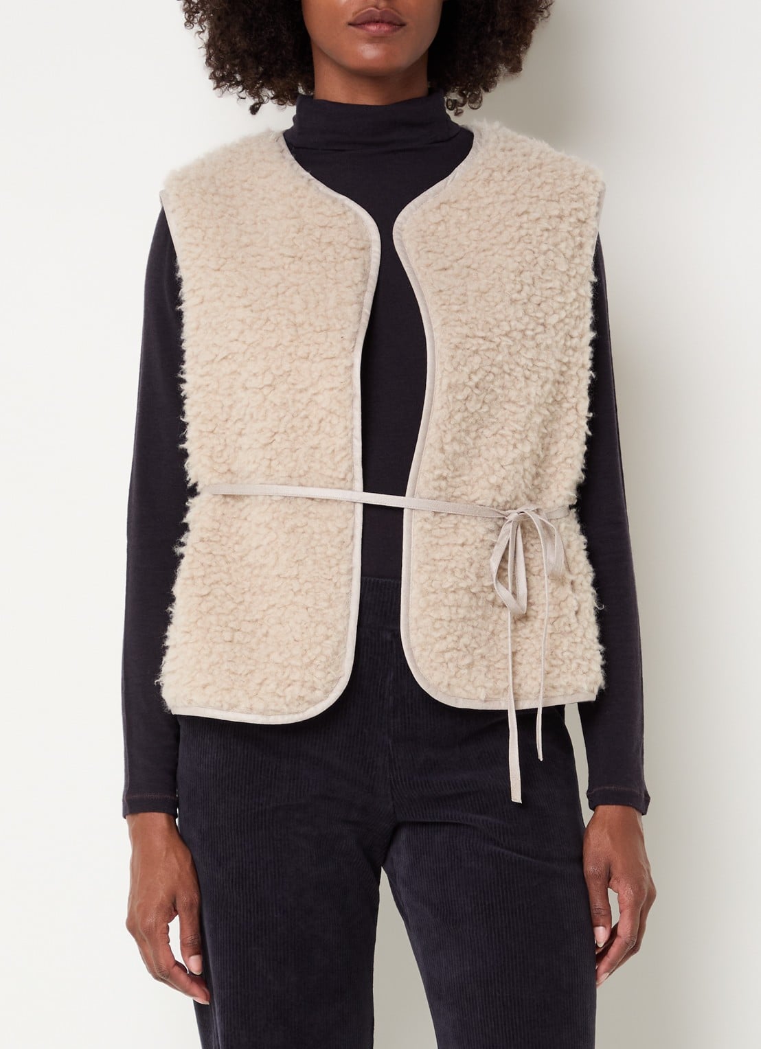 River Woods Vest van teddy - detail beige