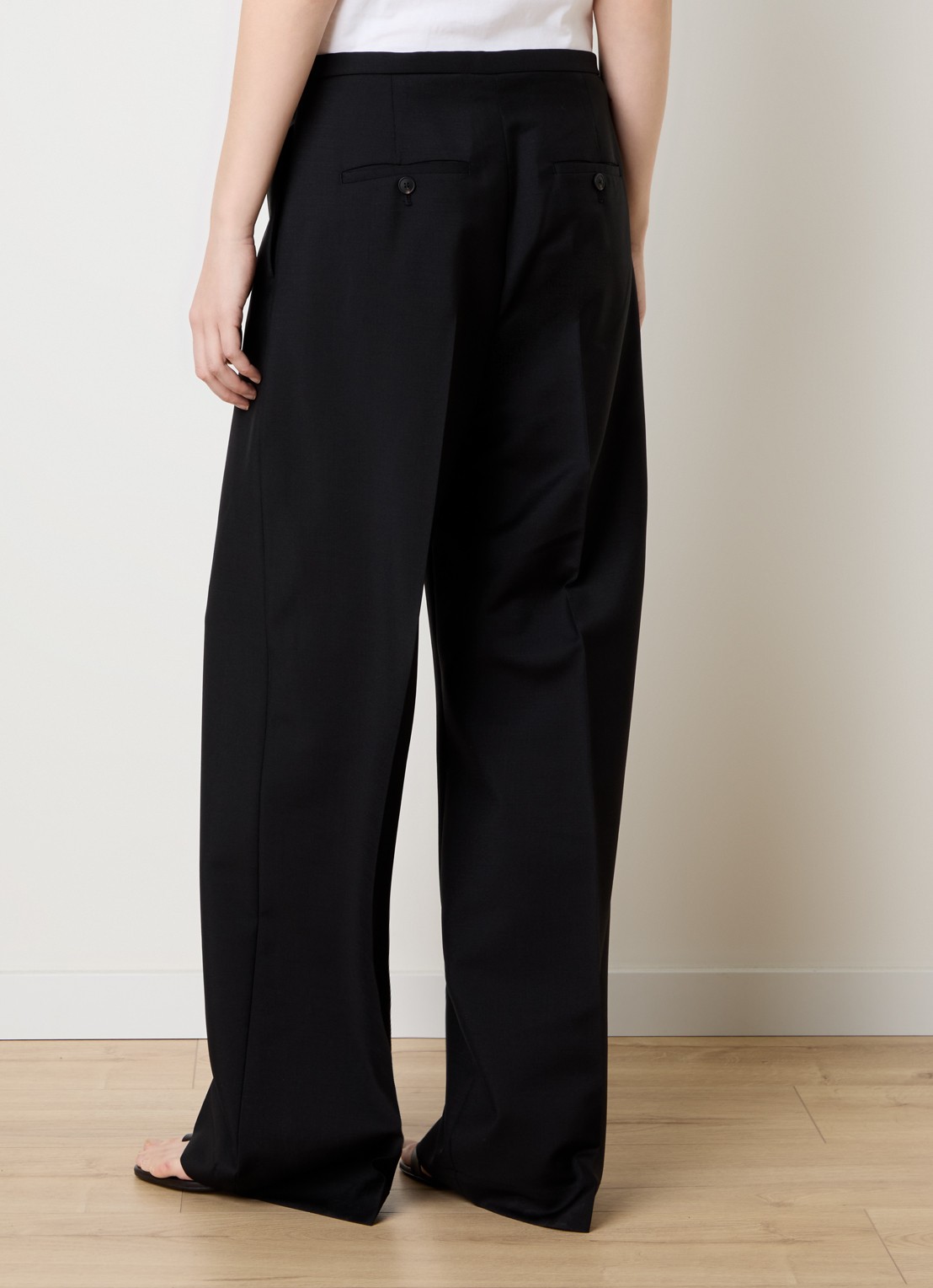 Róhe High waist straight fit pantalon in wolblend met persplooi - achterkant 3 zwart