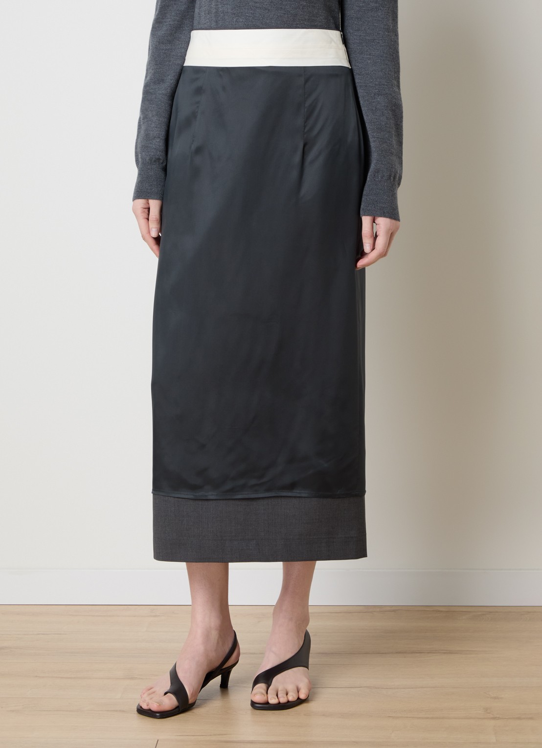Róhe Inside-Out midi rok in scheerwolblend - detail 4 antraciet