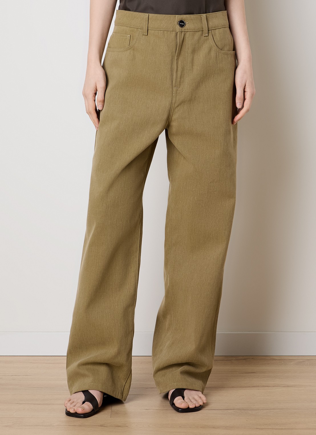 Róhe Mid waist wide leg jeans met gekleurde wassing - detail 2 mosterd