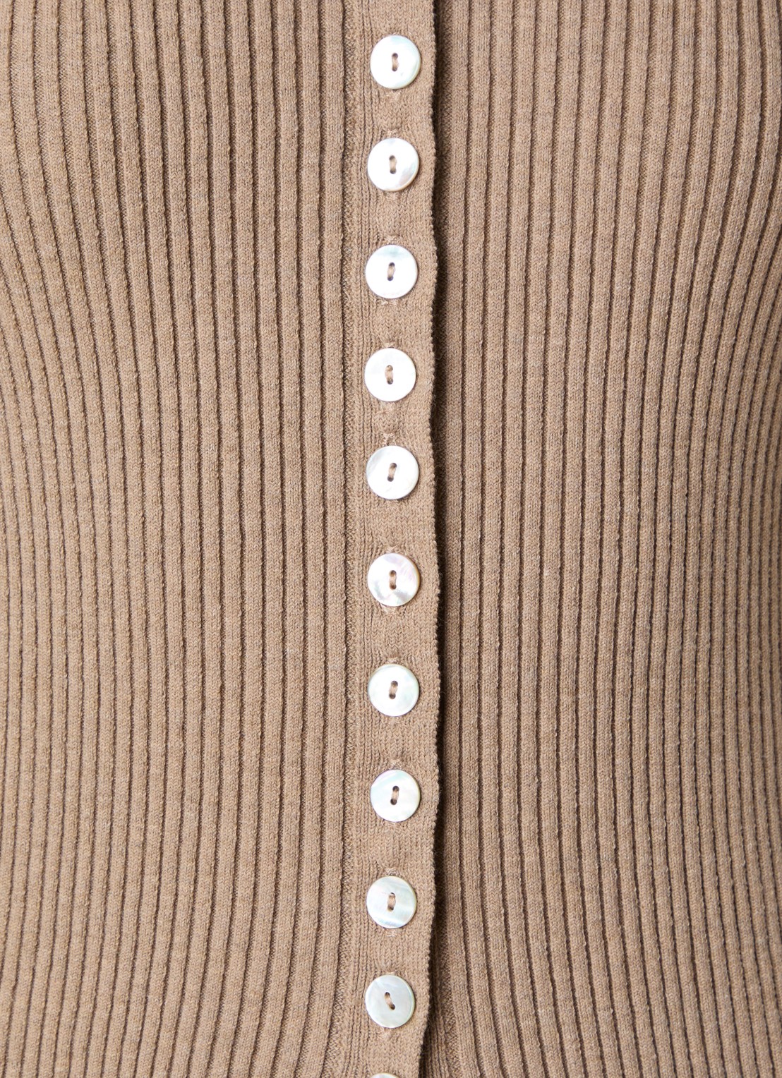 Róhe Ribgebreid vest met kraag - detail 5 beige