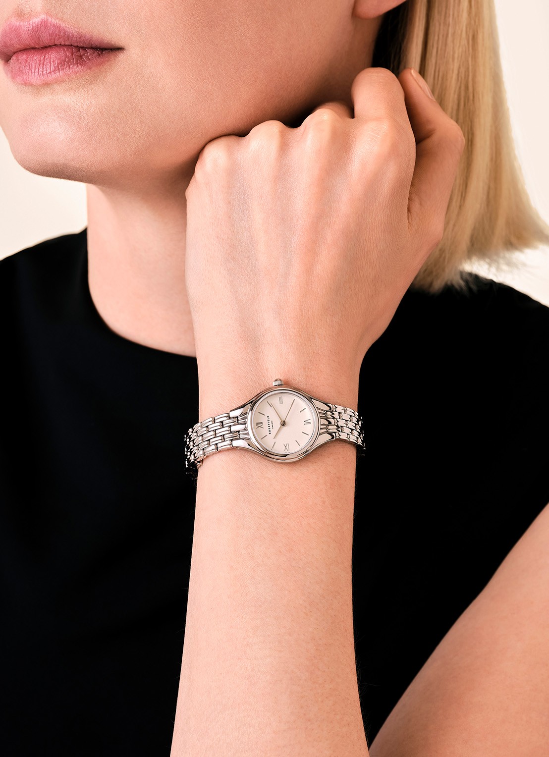 Rosefield Muse horloge - voorkant 2 muwsss-mu02 - zilver