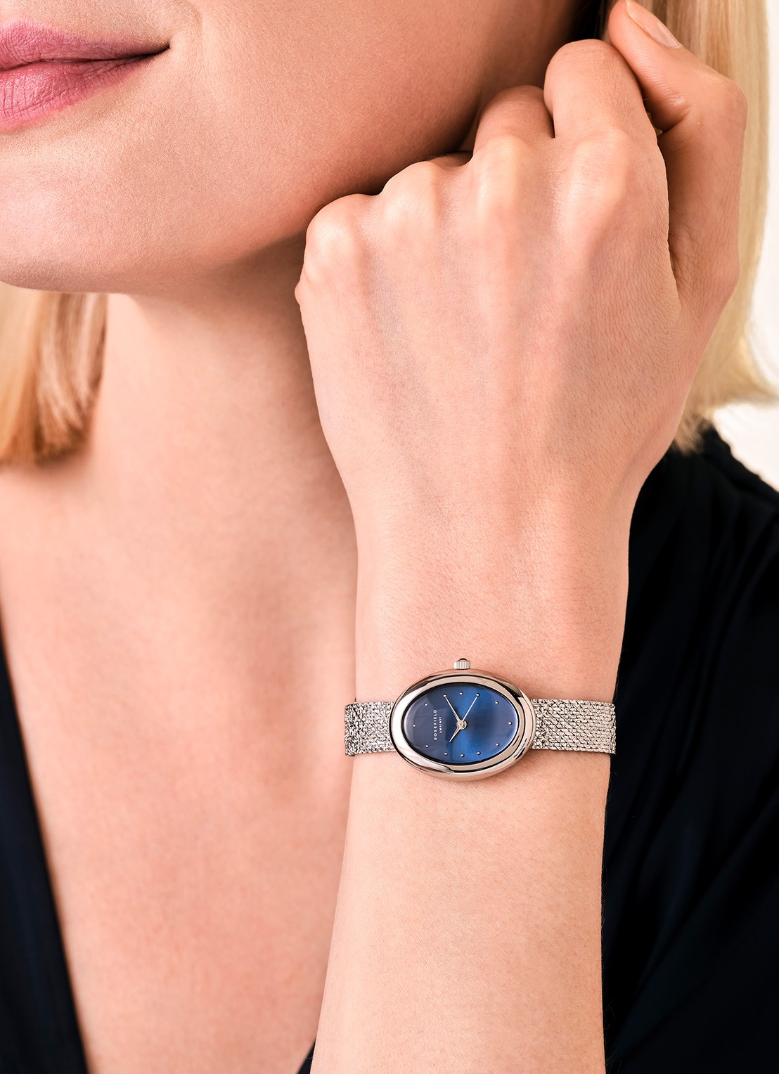 Rosefield Ovale horloge - voorkant 2 ovnsms-ov25 - zilver