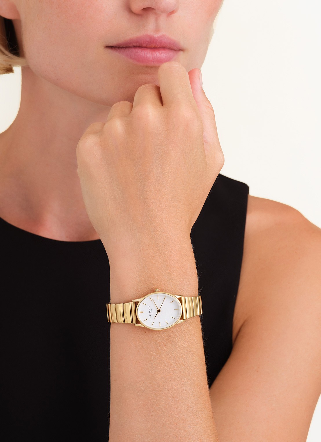 Rosefield The Oval horloge OVWGSG-OV16 - voorkant 2 goud