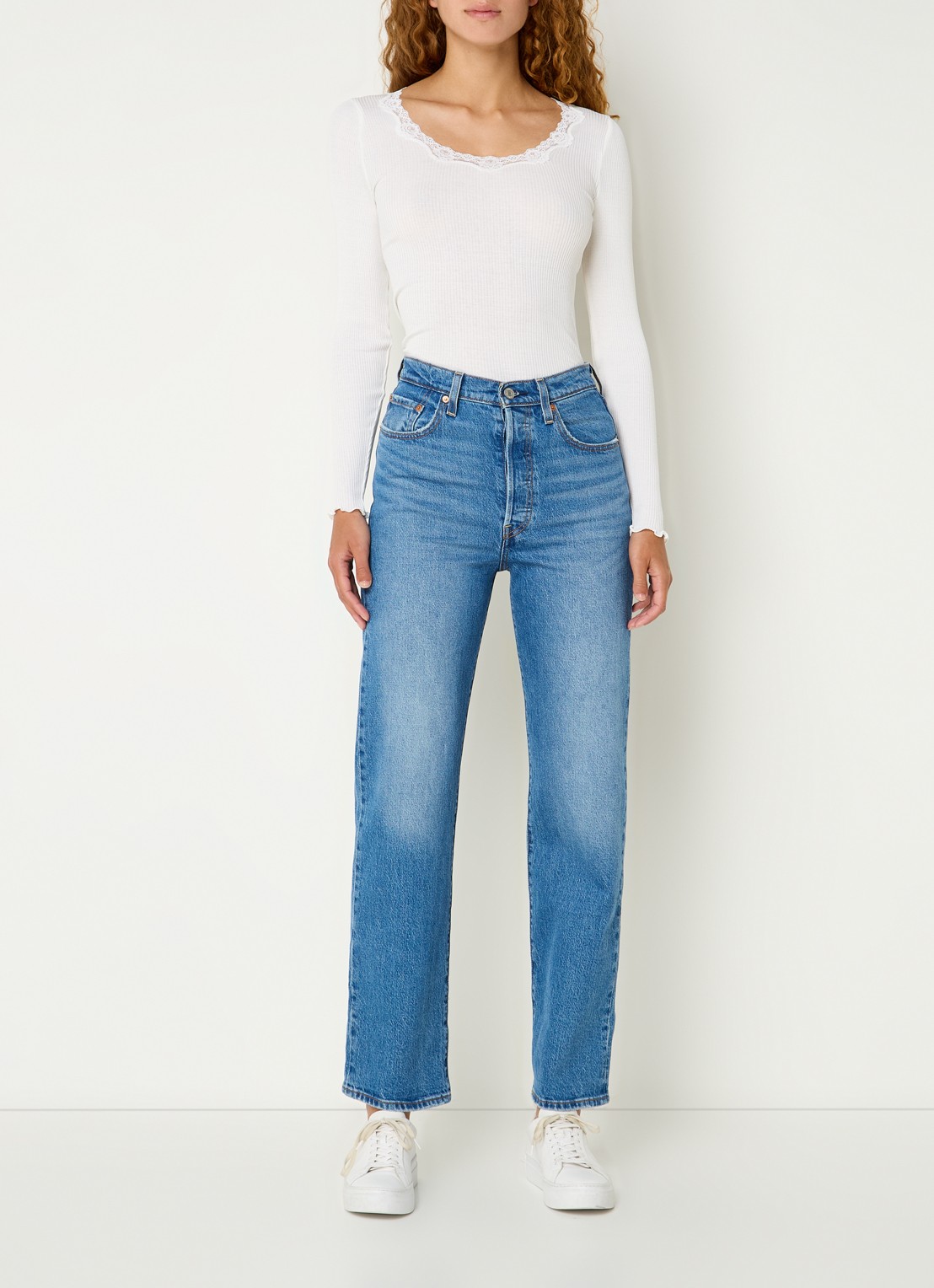 Rosemunde Babette longsleeve in zijdeblend met details van kant - voorkant 4 gebroken wit