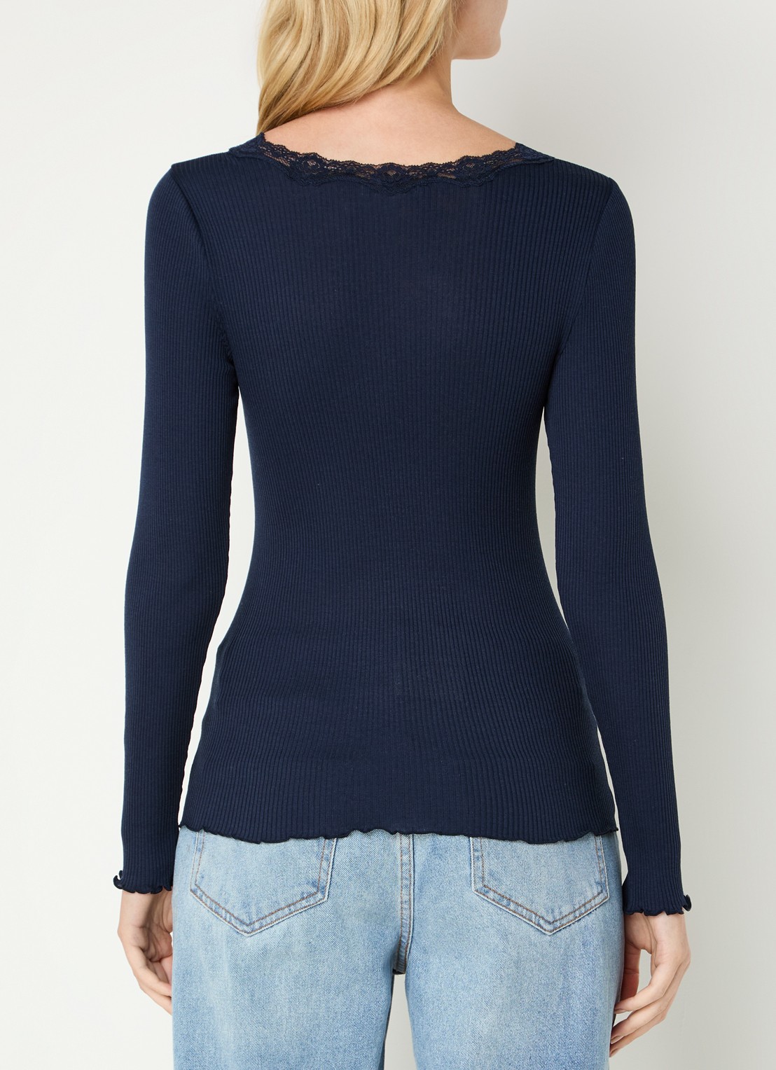 Rosemunde Babette longsleeve in zijdeblend met details van kant - achterkant 4 donkerblauw