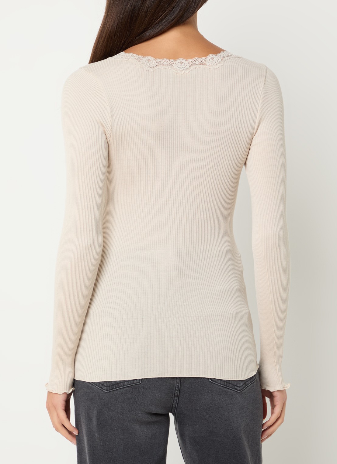 Rosemunde Babette longsleeve in zijdeblend met details van kant - achterkant beige