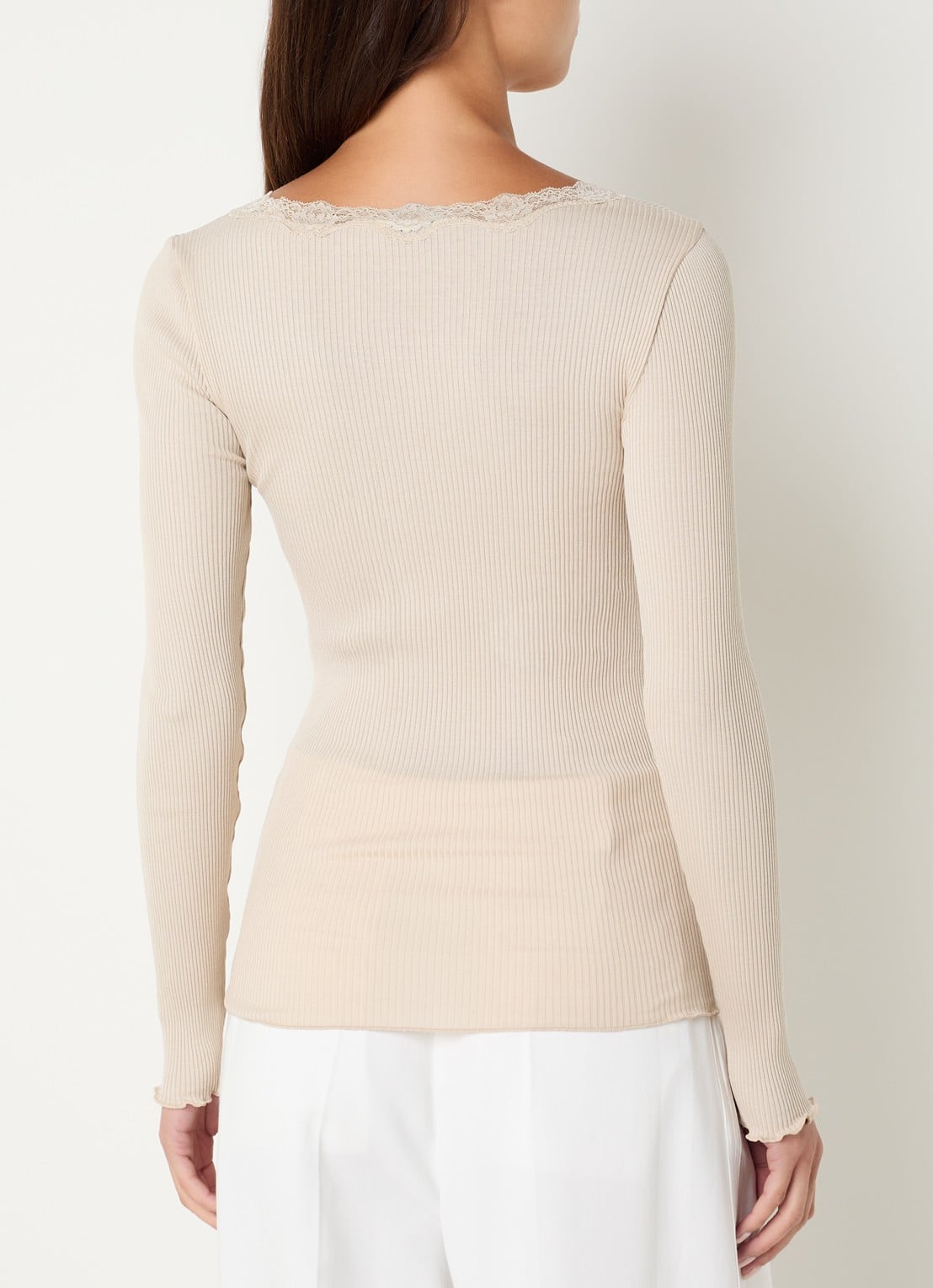Rosemunde Babette longsleeve in zijdeblend met details van kant - achterkant donkerbeige