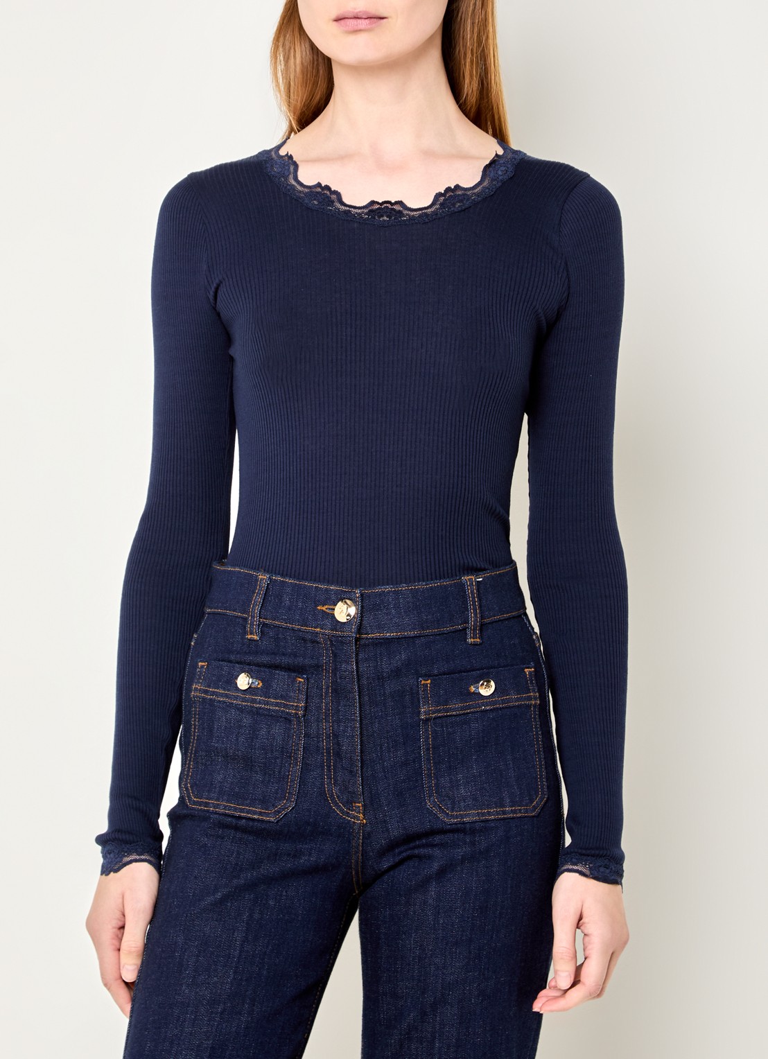 Rosemunde Babette longsleeve in zijdeblend met kant - detail 4 donkerblauw