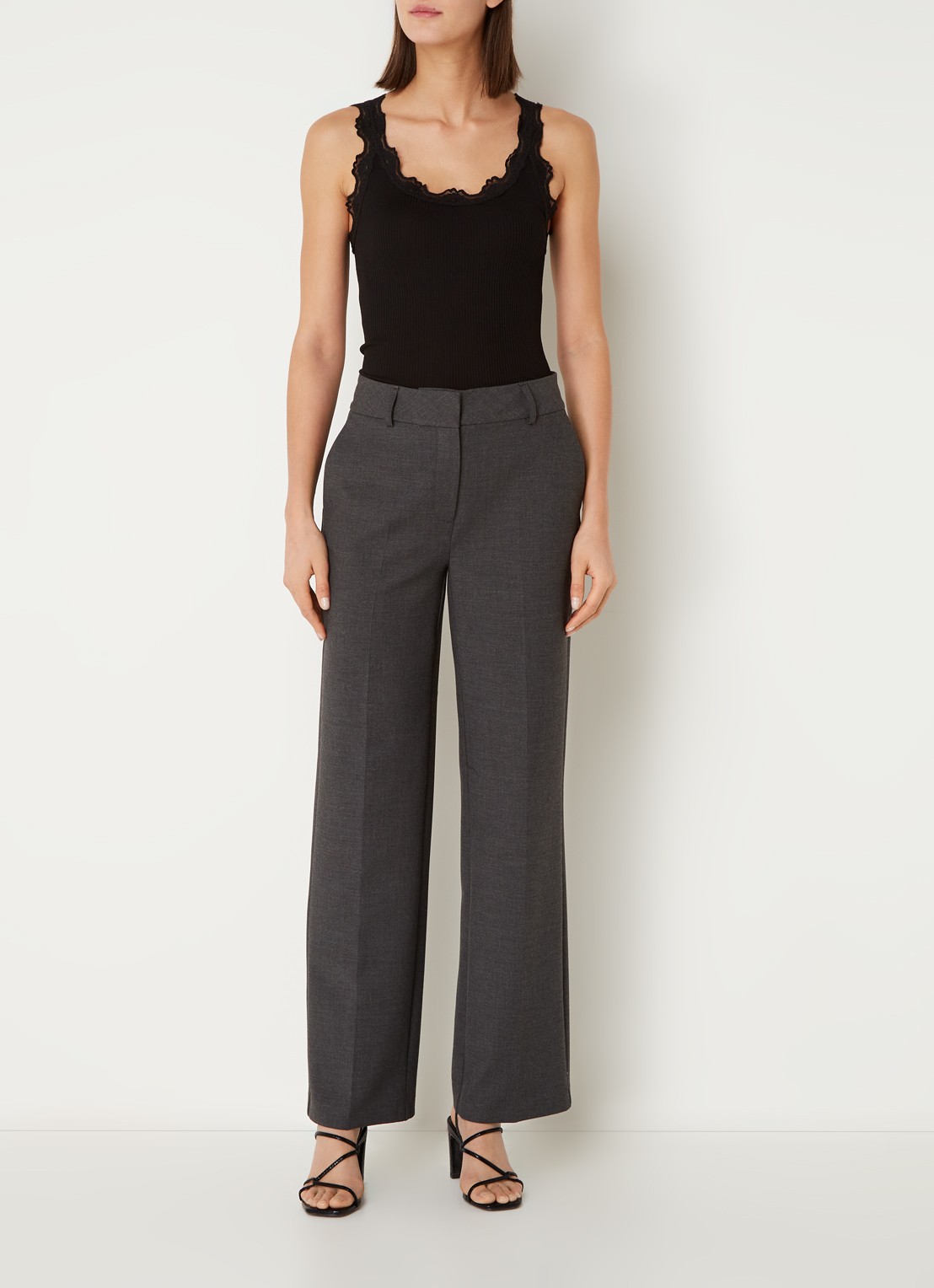 Rosemunde Babette tanktop in zijdeblend met kant - voorkant 2 zwart