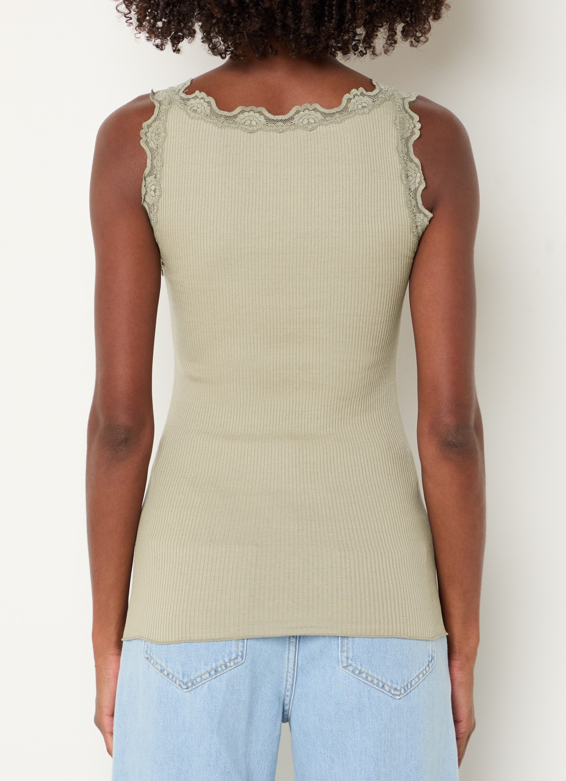 Rosemunde Babette tanktop in zijdeblend met kant - achterkant 3 olijfgroen
