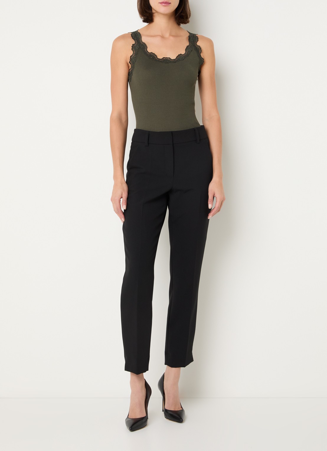Rosemunde Babette tanktop in zijdeblend met kant - voorkant 3 bronsgroen