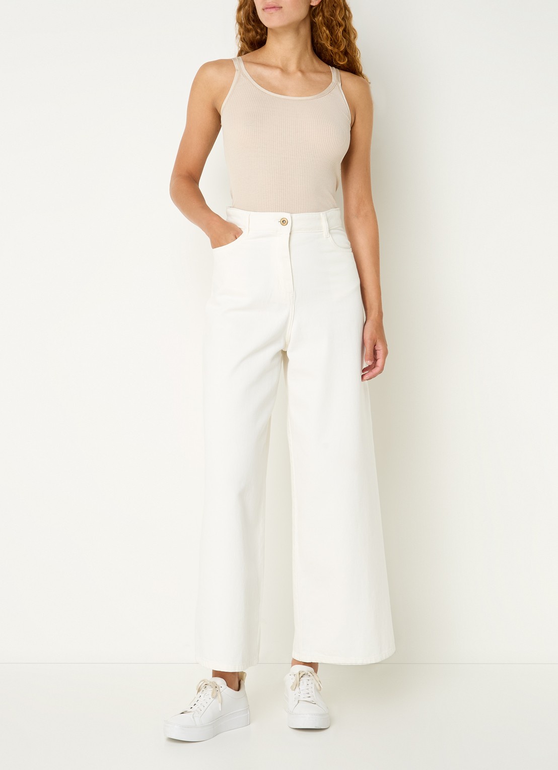Rosemunde Belle ribgebreide top in zijdeblend met ronde hals - voorkant 3 beige