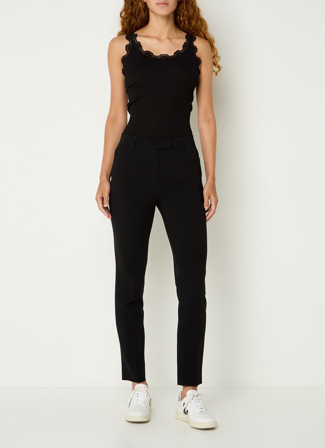 Rosemunde Benita top in zijdeblend met details van kant - voorkant 4 zwart