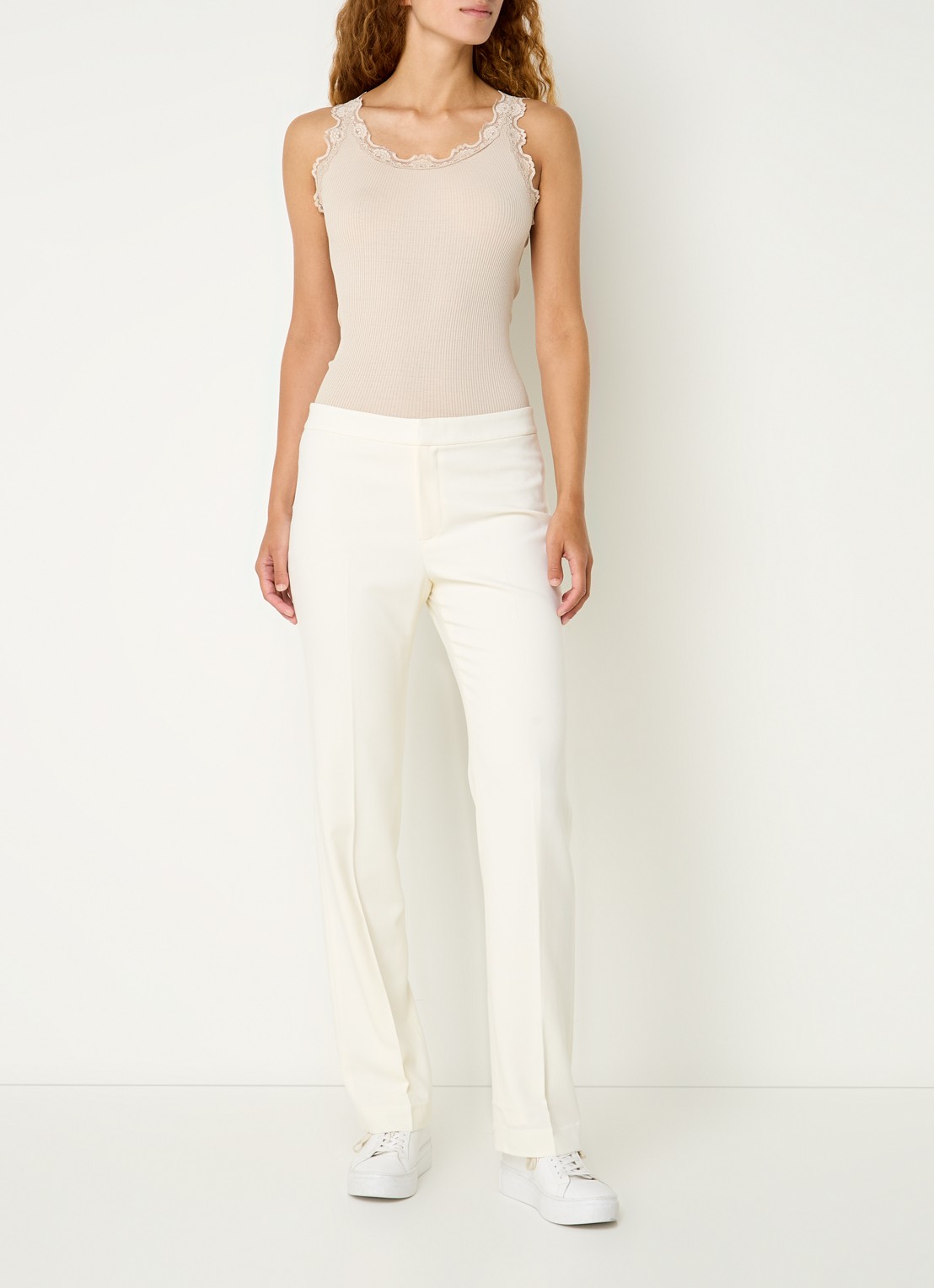 Rosemunde Benita top in zijdeblend met details van kant - voorkant 3 beige