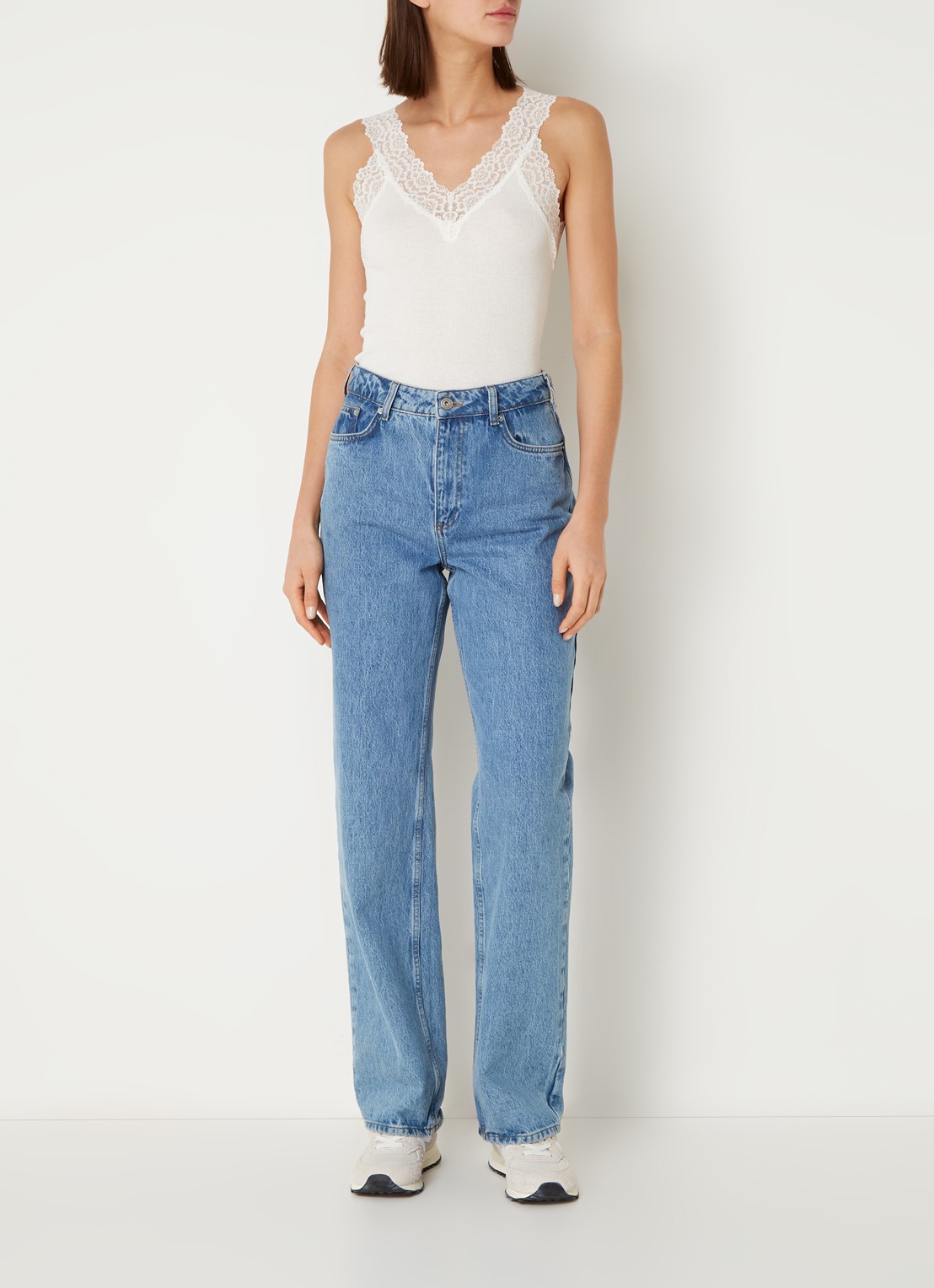 Rosemunde Tanktop met kant en structuur - voorkant 4 wit