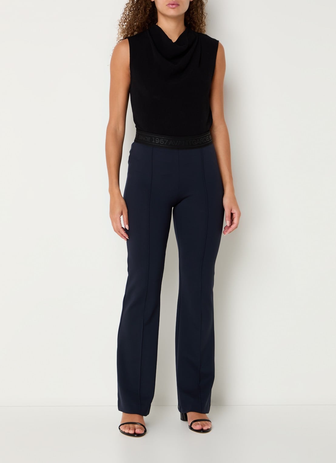 Rosner Studio Alisa high waist flared legging met logoband - voorkant 3 donkerblauw