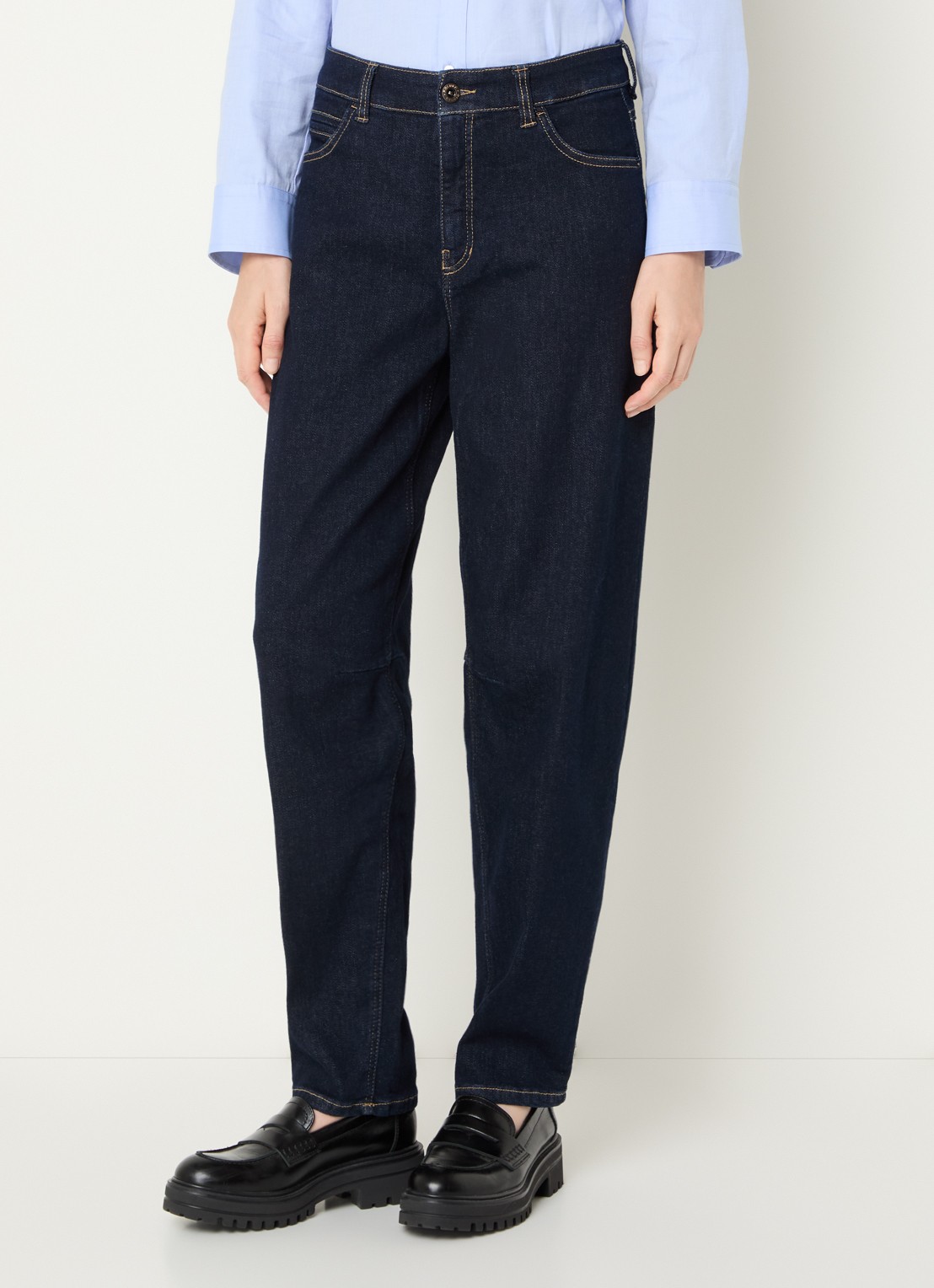 Rosner Studio Mara high waist tapered fit jeans met donkere wassing - detail indigo